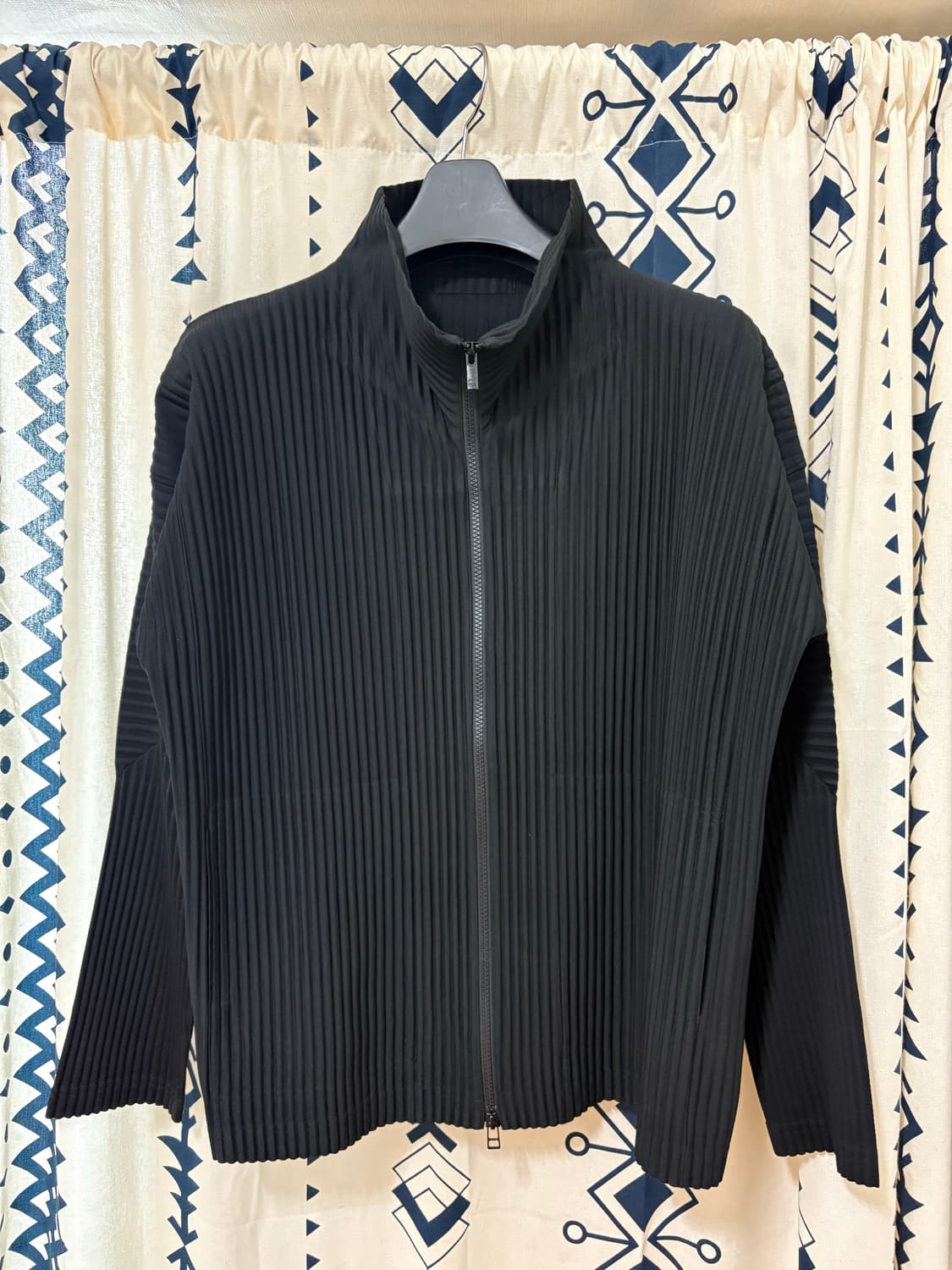 옴므 플리세 / 이세이 미야케 베이직 자켓 상품이미지3