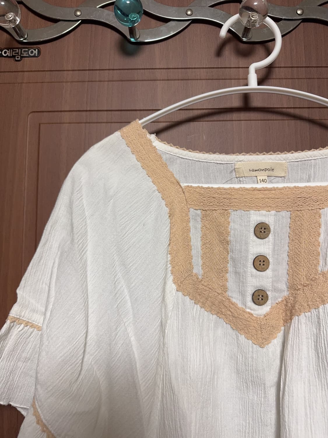 모리걸 하구미 라떼갸루 일본 빈티지 우드단추 판쵸 블라우스 상품이미지2