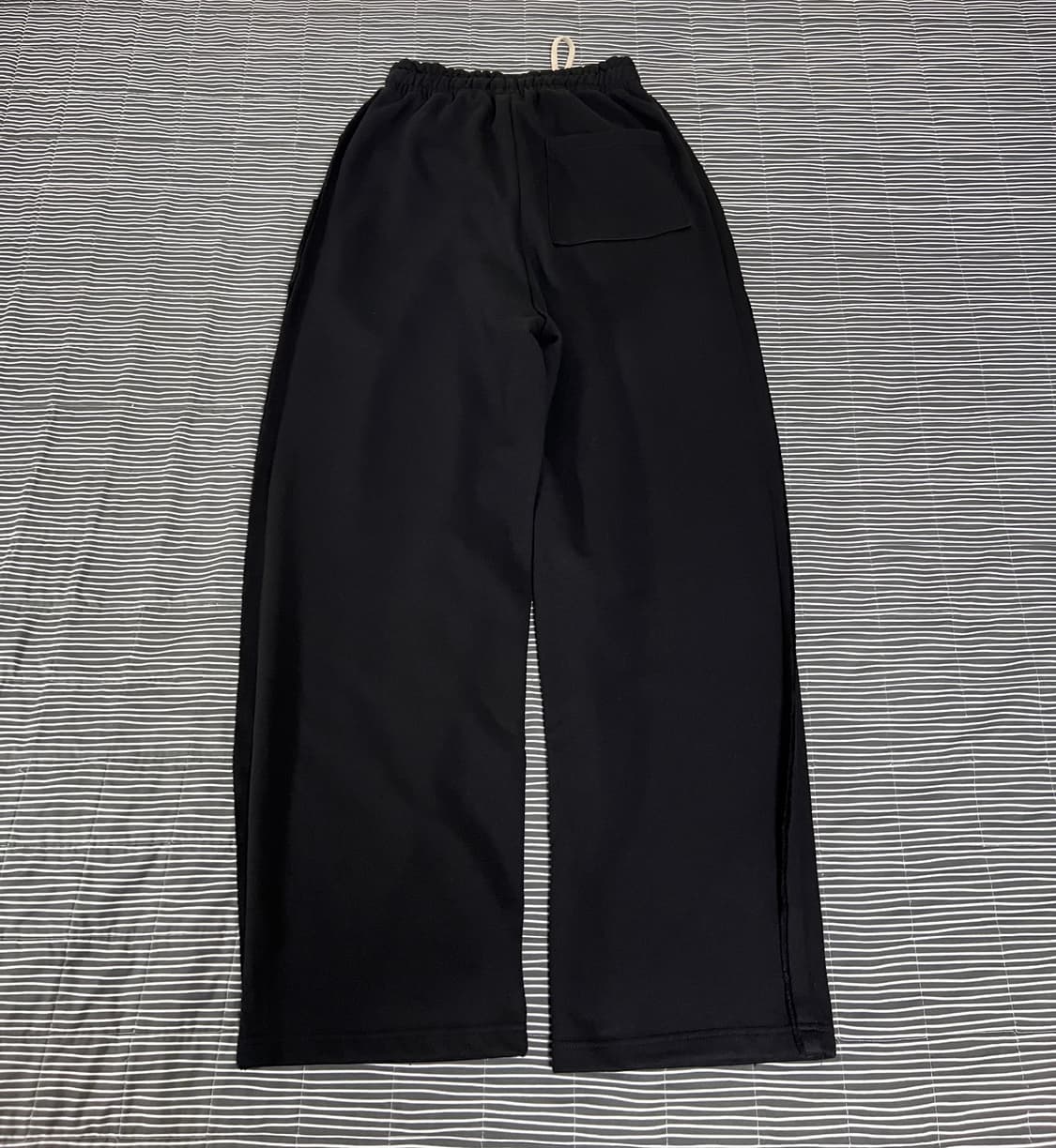 어텐션로우 사이드컷 와이드 스웻 팬츠 블랙 2size 상품이미지4