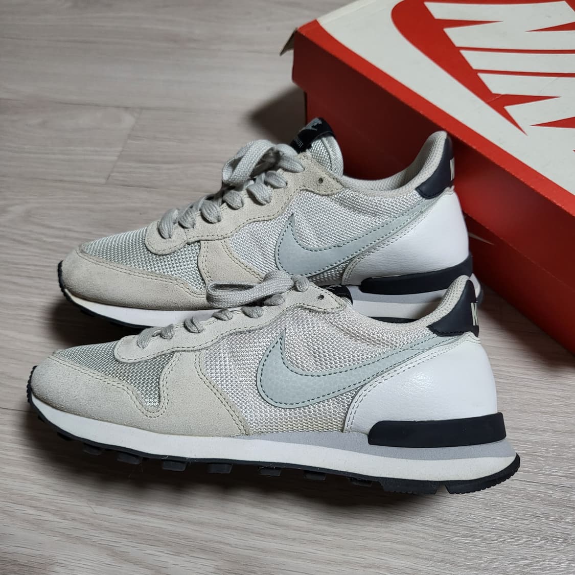 나이키 인터내셔널리스트(230) 상품이미지3