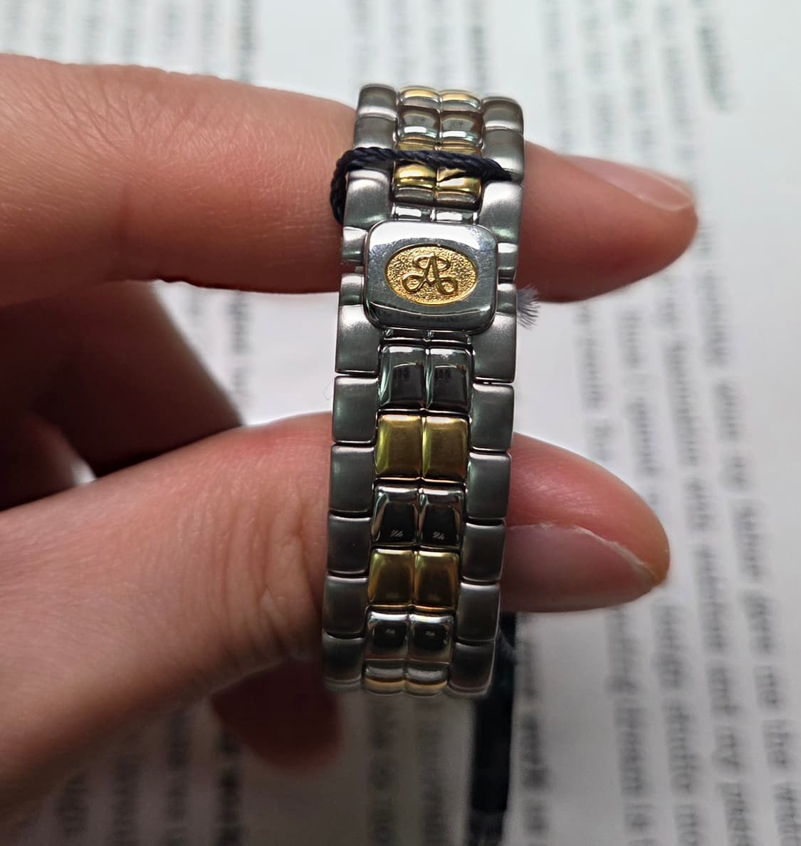 데드스탁] 빈티지 로만손 화이트다이얼 콤비 독립초침 쿼츠 여성용
 상품이미지7