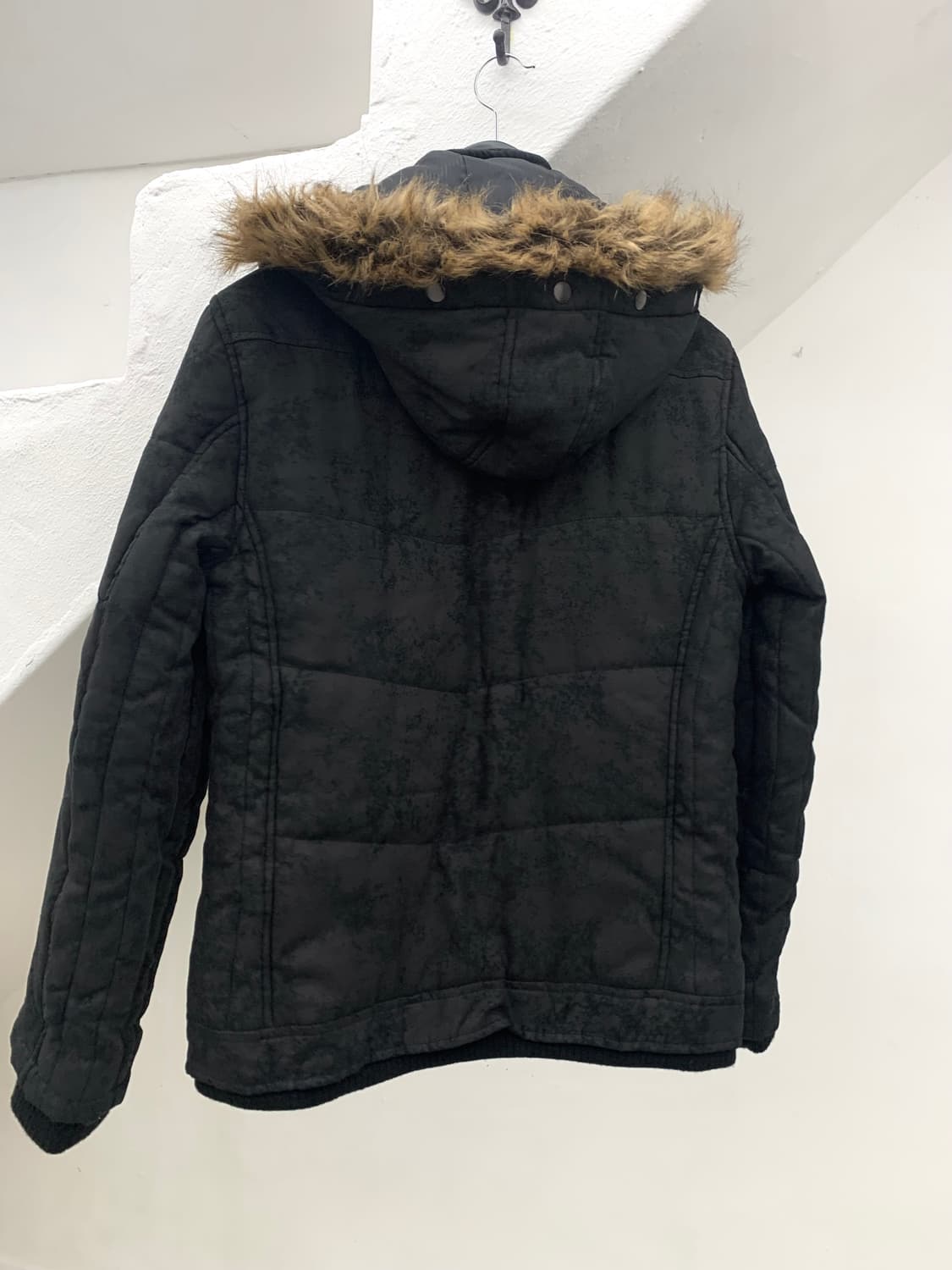 In the attic crack washed fur hood paddi 상품이미지5