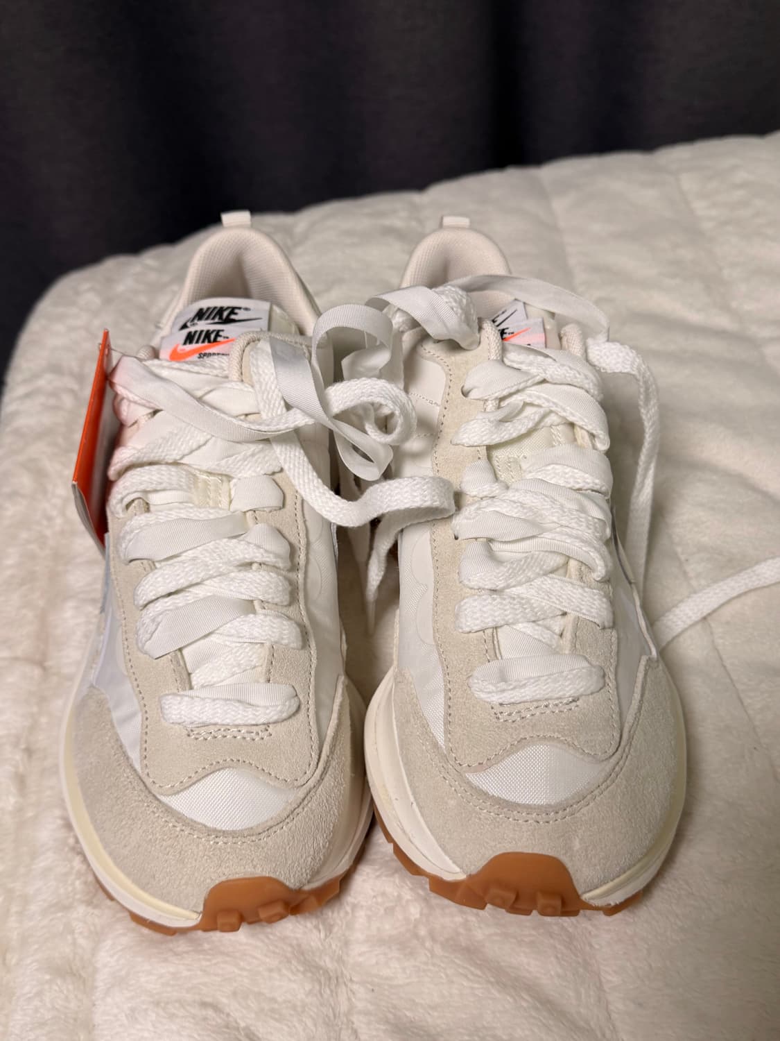 나이키 x 사카이 베이퍼와플 화이트 235 상품이미지4