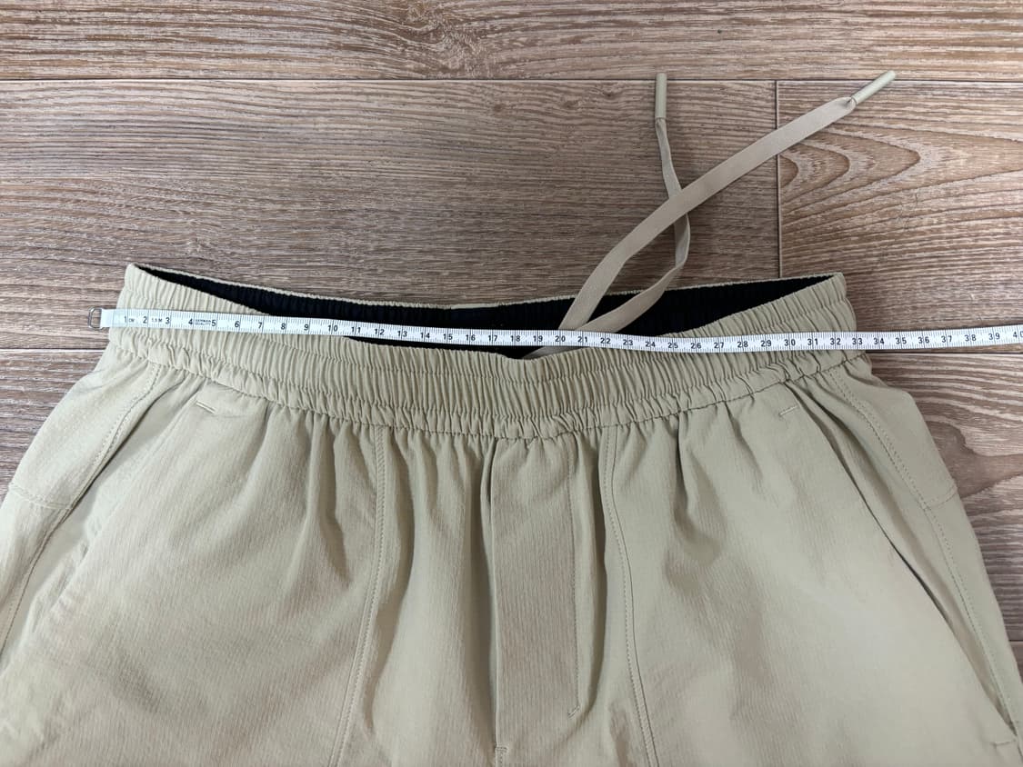 룰루레몬 보우라인 스트레치립스탑 쇼츠 5인치 상품이미지3