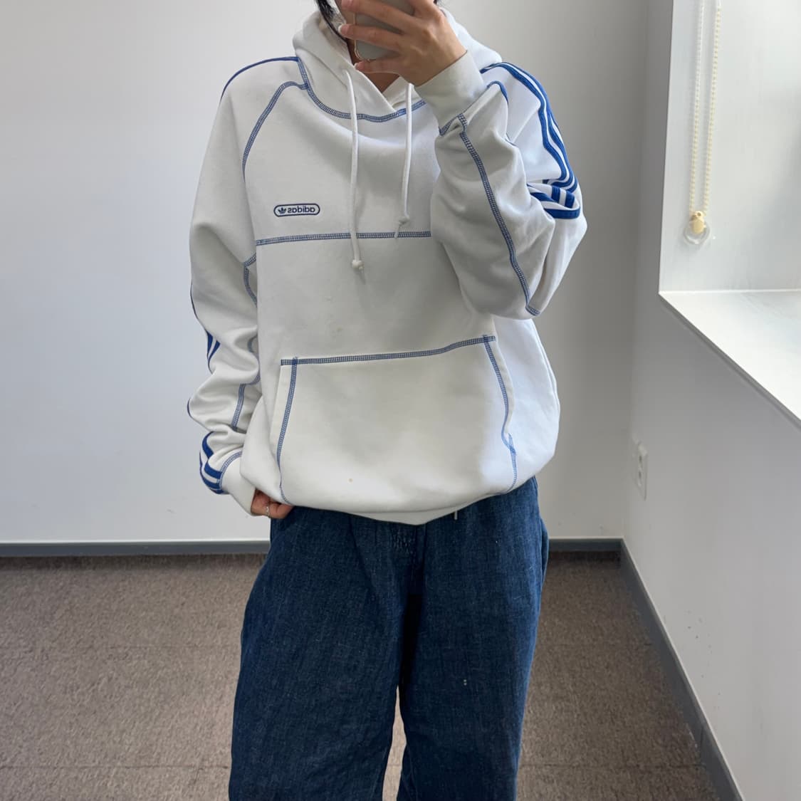 Adidas 아디다스 블루 포인트 화이트 후드티 상품이미지2