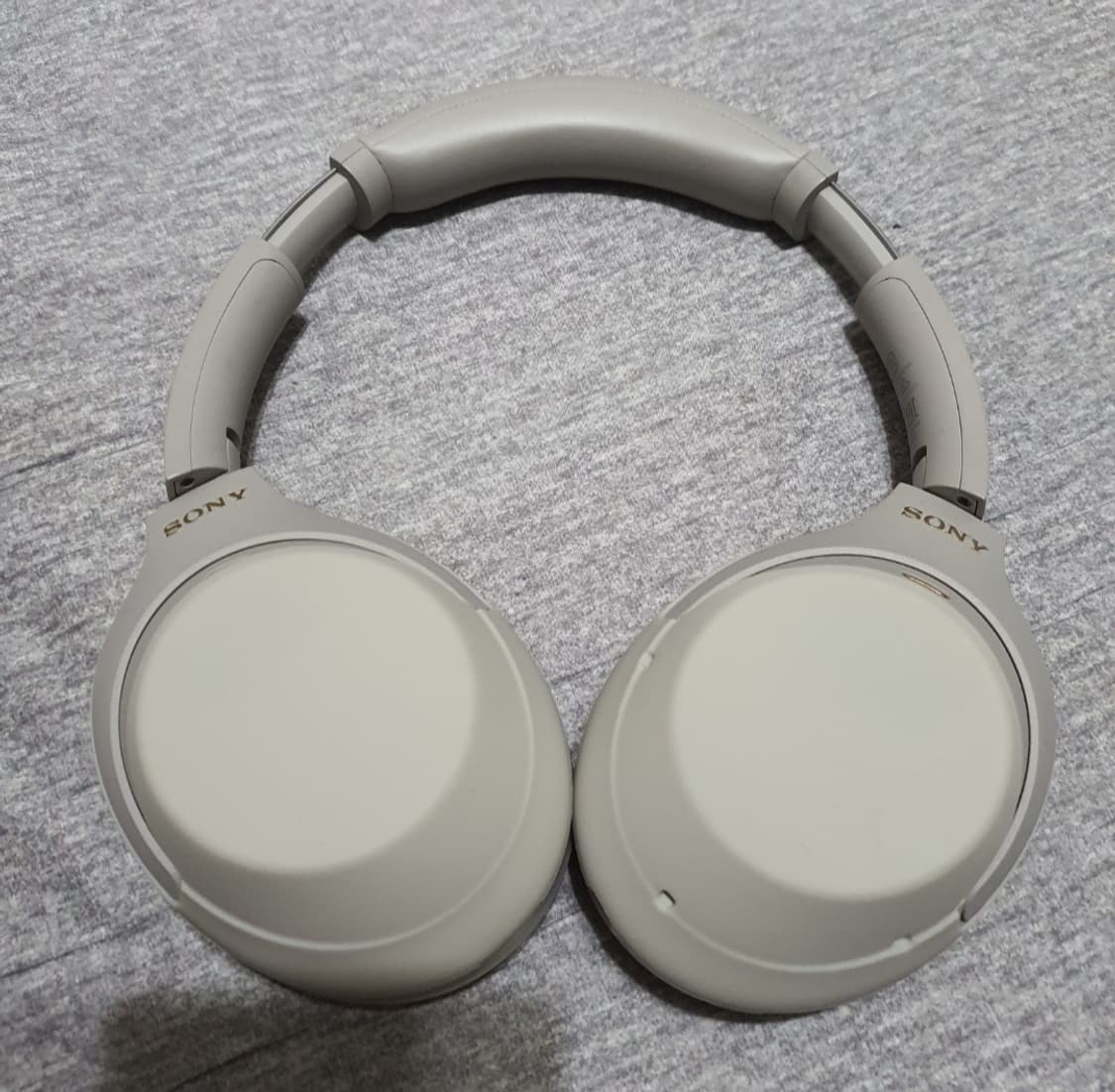 소니 WH-1000XM4 헤드폰 상품이미지4