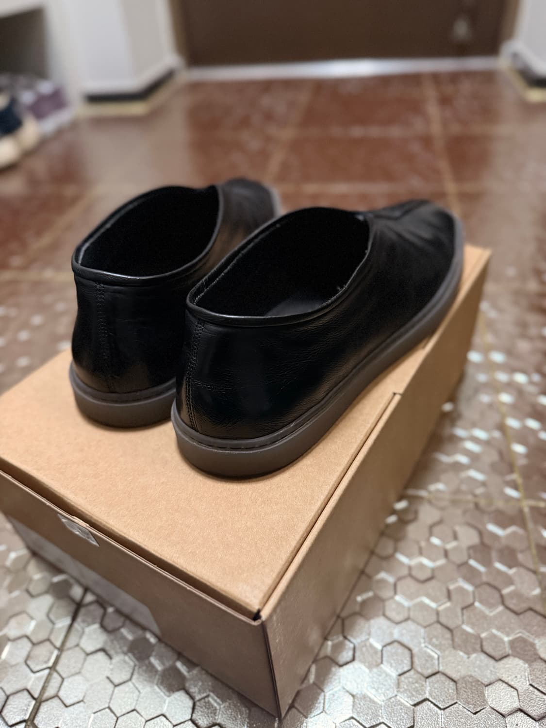 [42]르메르 리놀륨 파이프드 스니커즈 블랙 상품이미지3