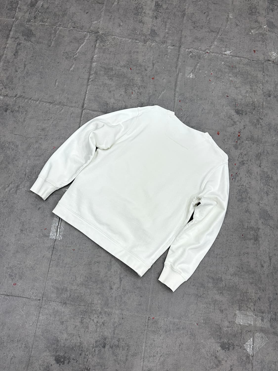 CP컴퍼니 맨투맨 상품이미지5