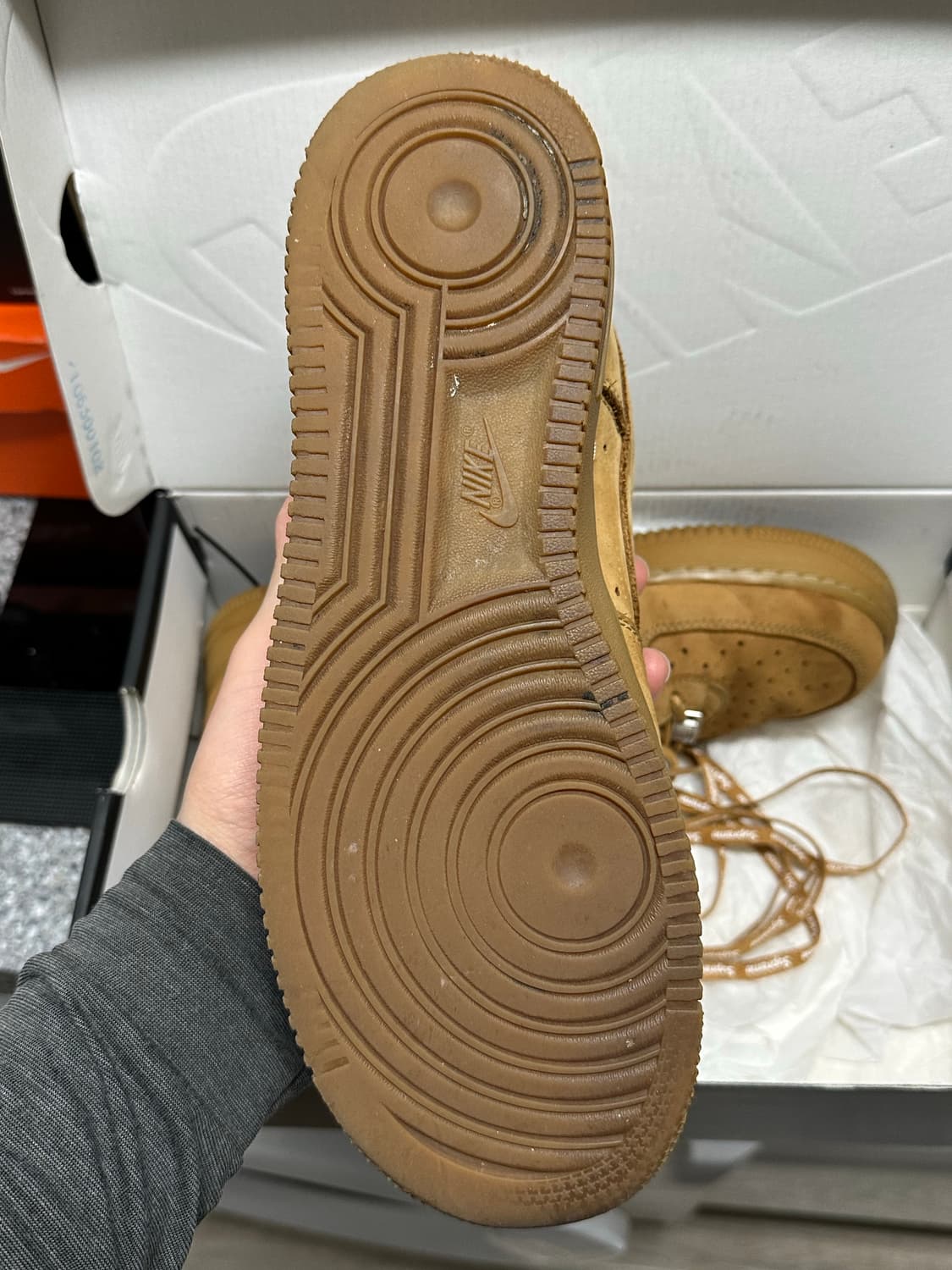 275 나이키 슈프림 에어포스원 된장 플렉스 상품이미지4