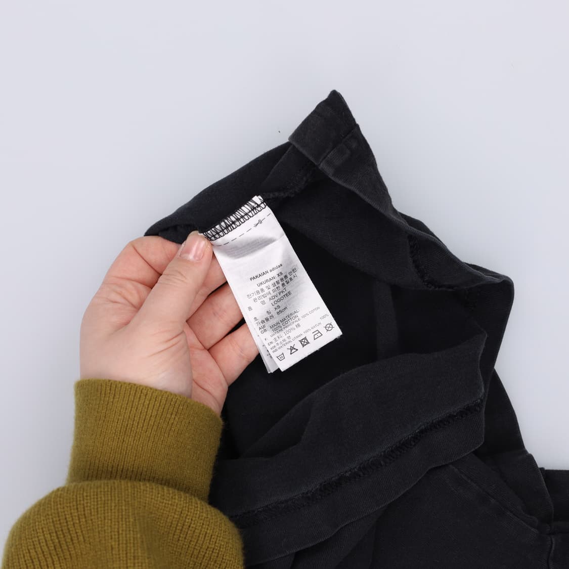 XS 아디다스 포켓 반팔 티셔츠 0227M 상품이미지4