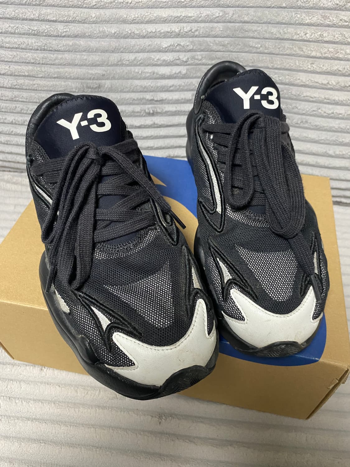 Y-3 렌 260 레어템 매물절대없음 희소성 상품이미지3