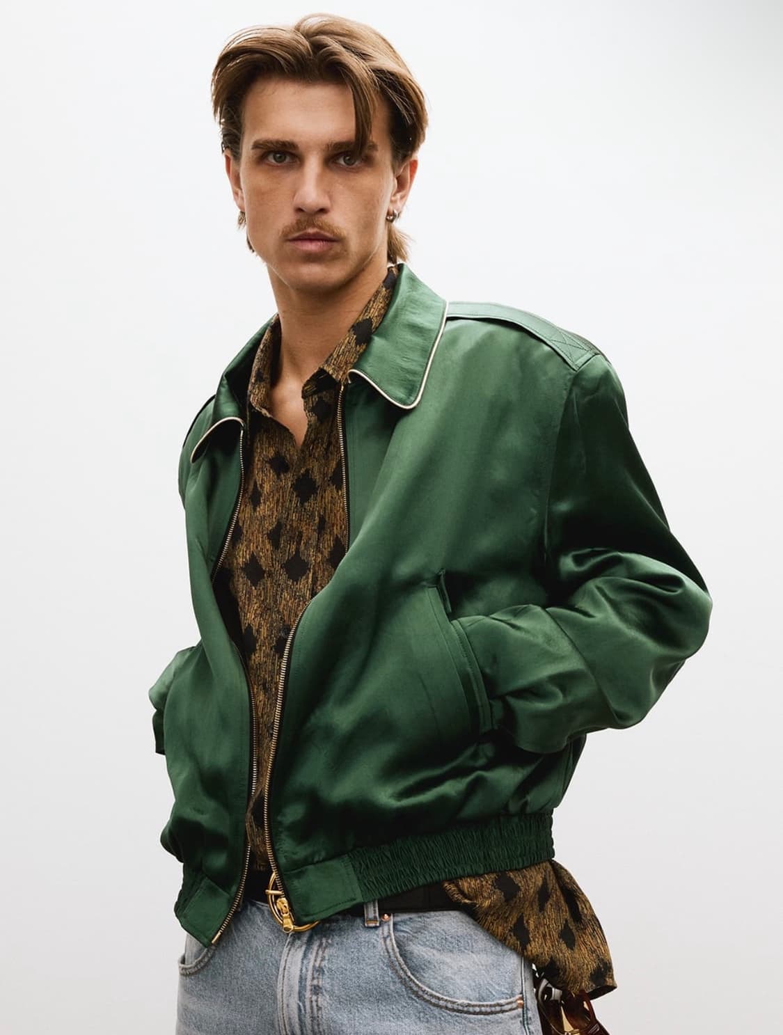 렉토 RECTO 희귀템 25SS 플루이드 벤 점퍼 정가 568,000원 상품이미지3