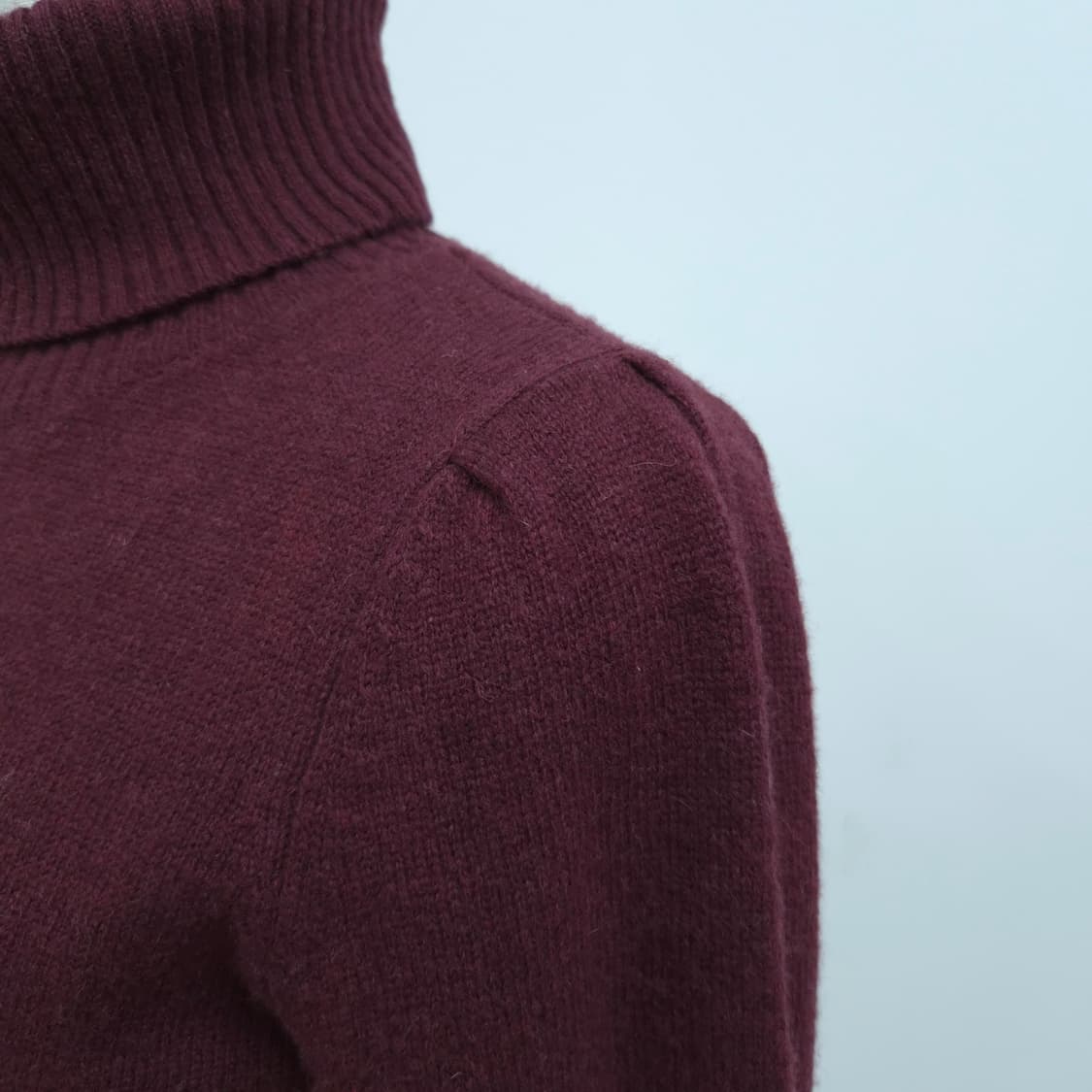 울100 버건디 터틀넥 니트 상품이미지6