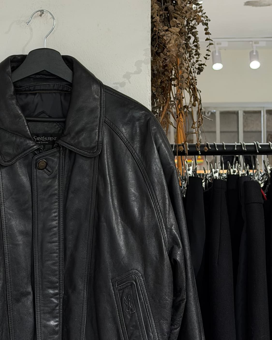 입생로랑 뿌르 옴므 블랙 램스킨 레더 자켓 상품이미지3