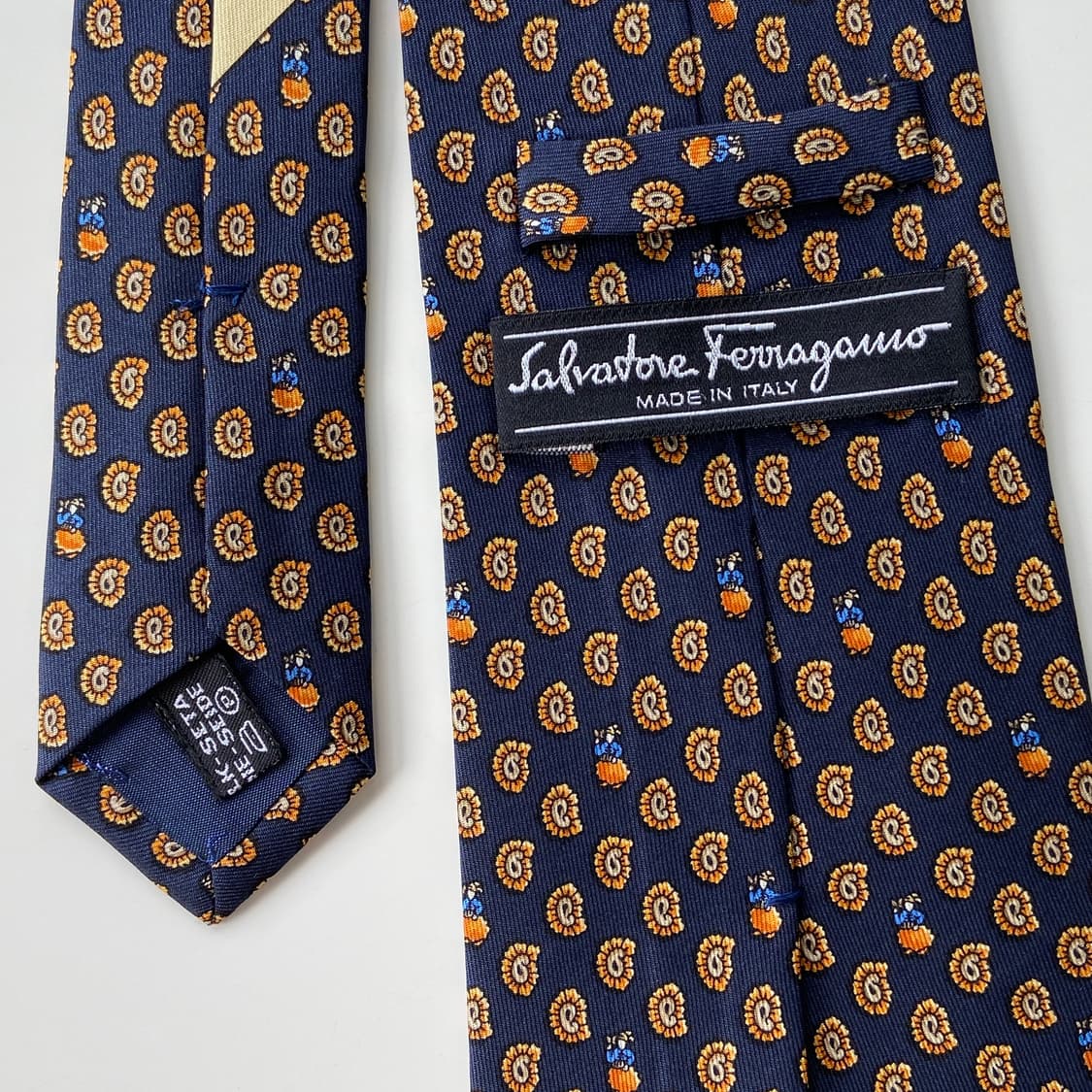 새상품 급 페레가모(Ferragamo)  명품 정품넥타이 상품이미지8