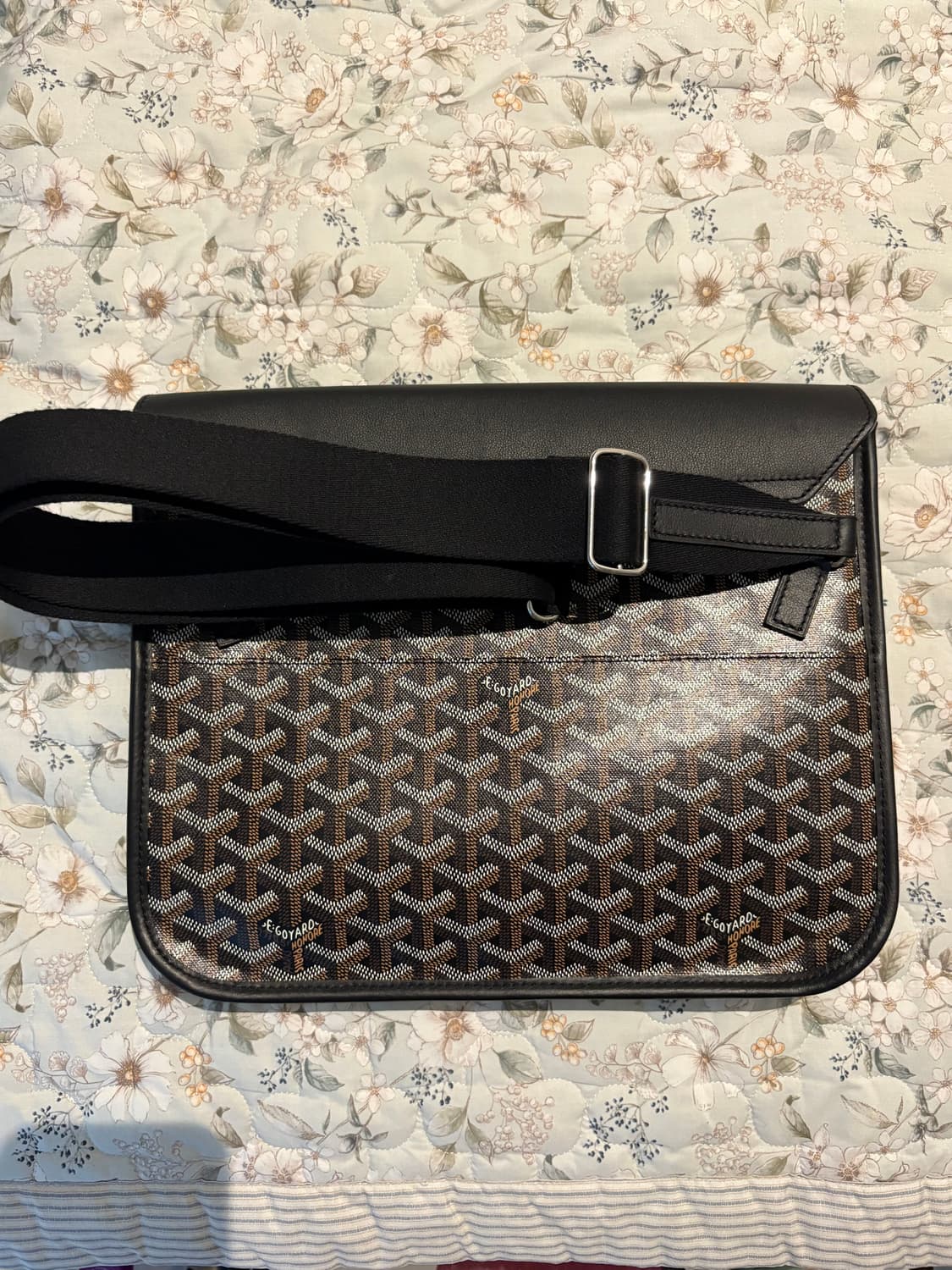 고야드 크루지에 크로스백 판매합니다. 상품이미지2