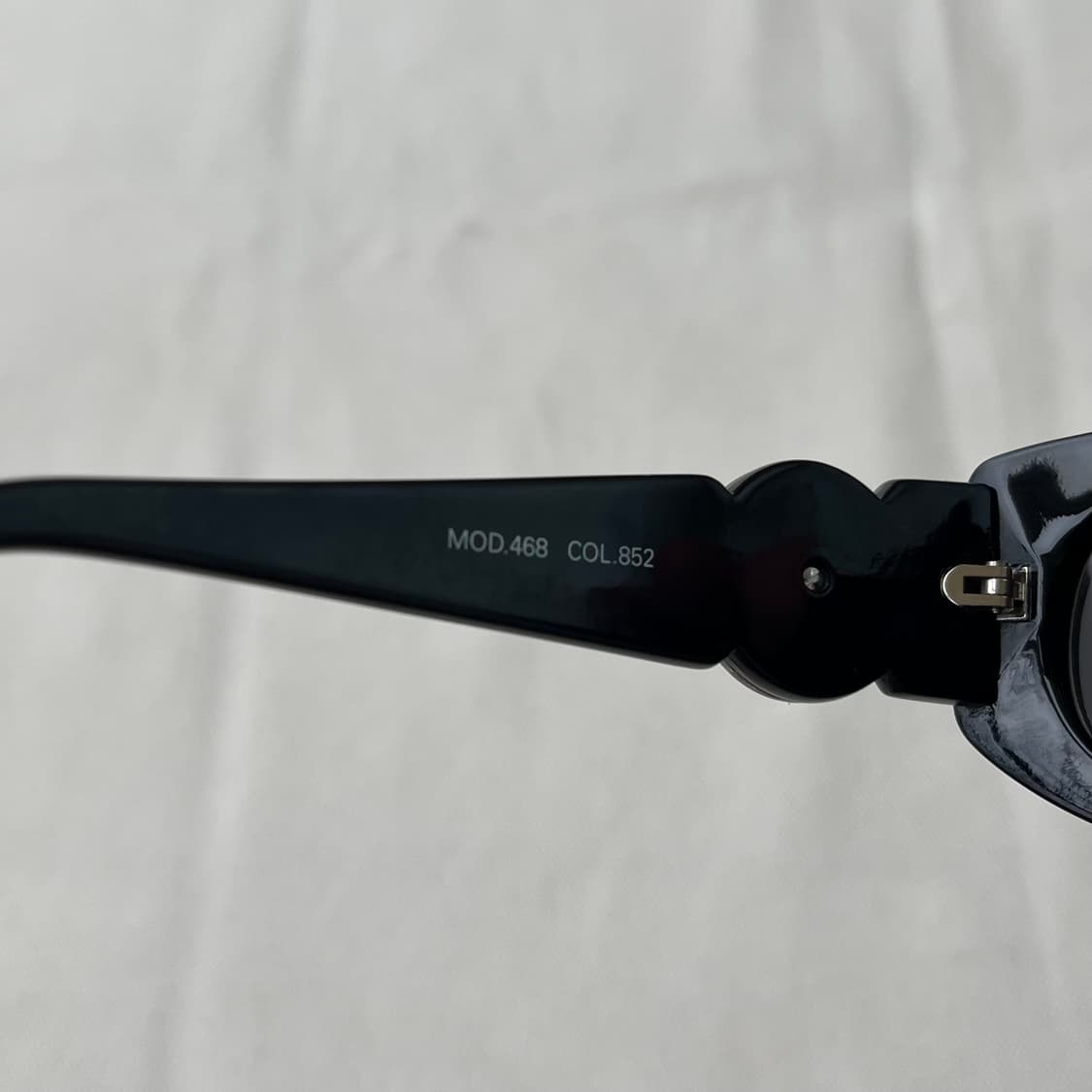 지아니 베르사체 플라워 메탈리온 블랙 선글라스 상품이미지5