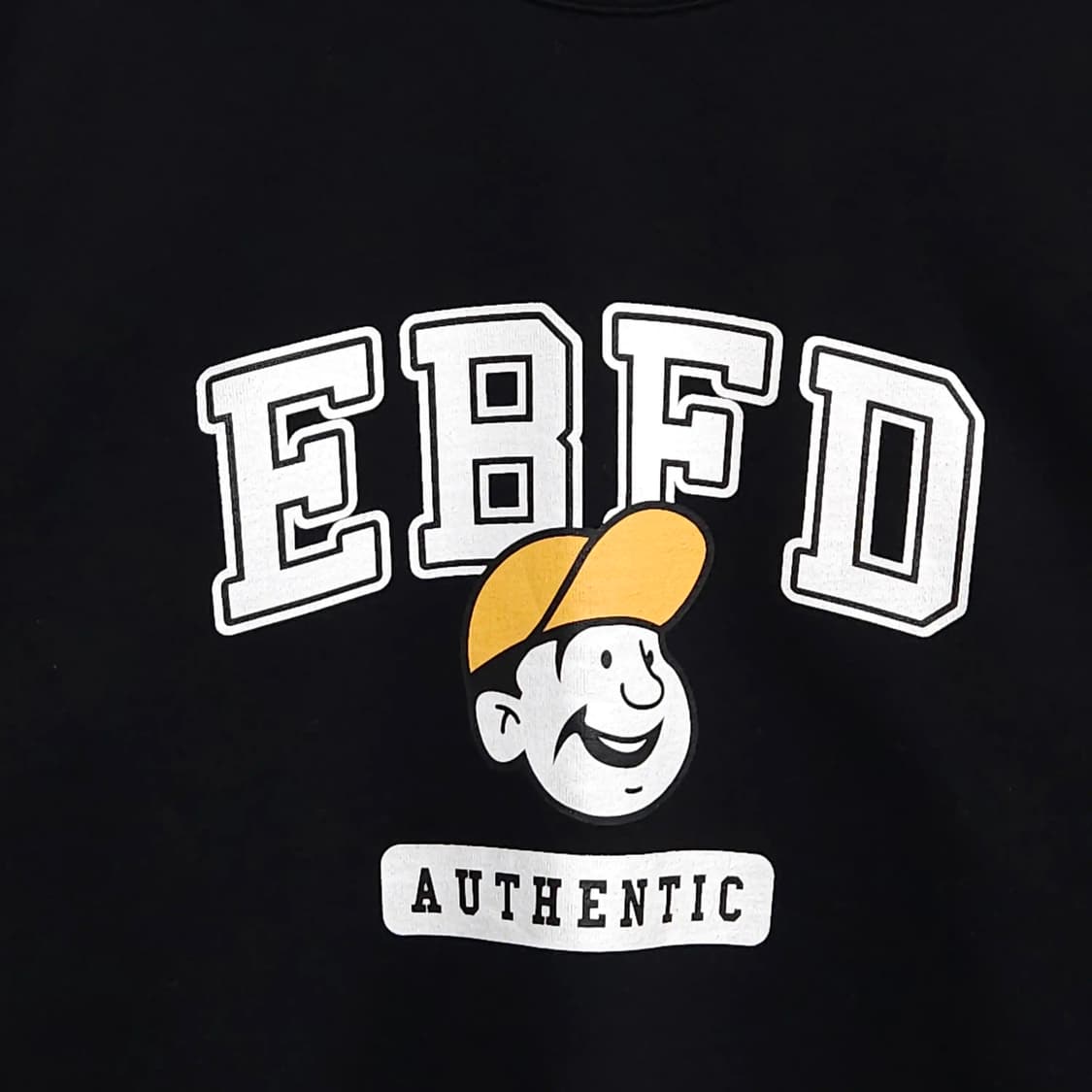 95~100)이벳필드 EBFD 로고 맨투맨 블랙 상품이미지2