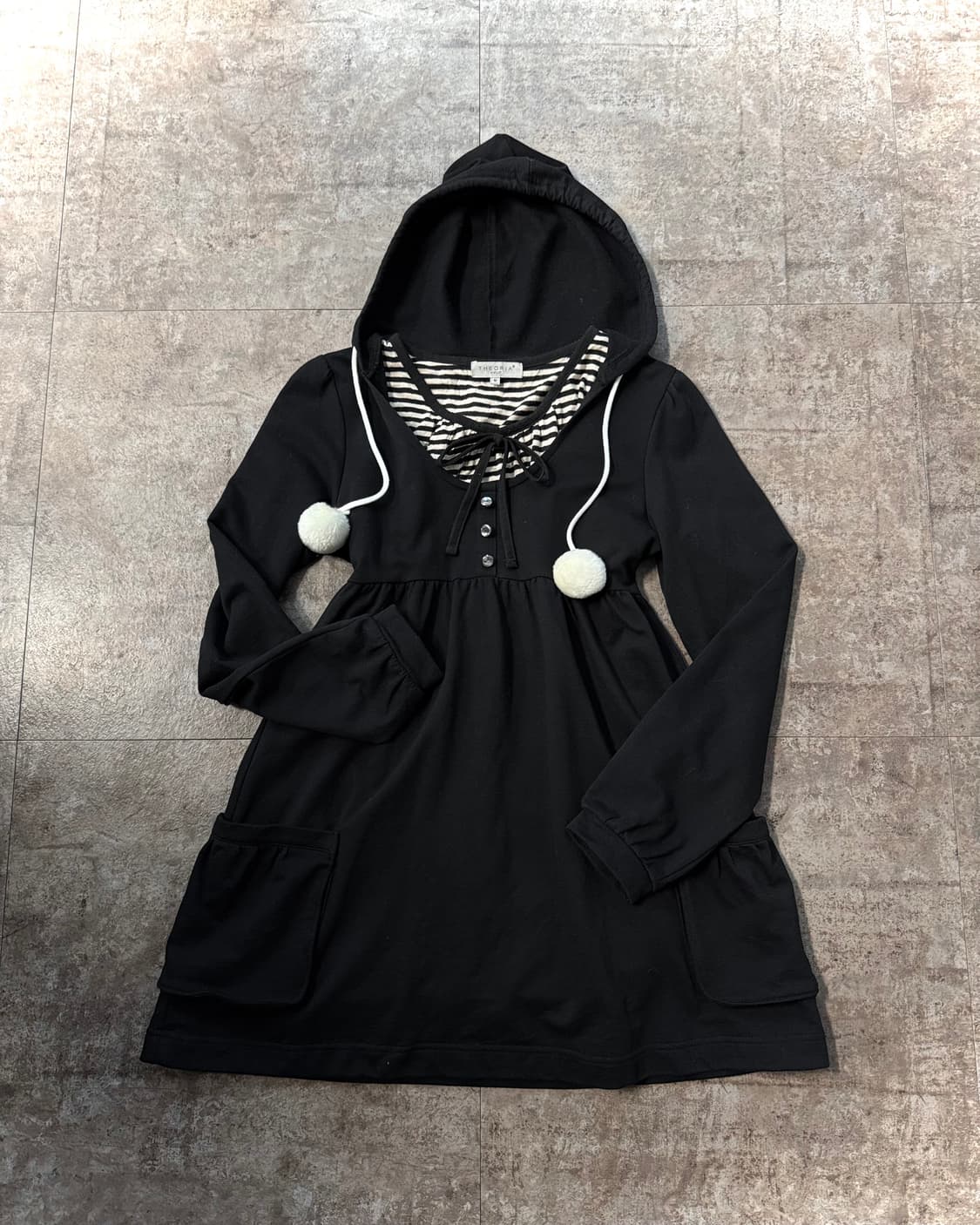 버튼 넥 폼폼 원피스 리본 프릴 슬리브리스 2pcs SET 상품이미지2