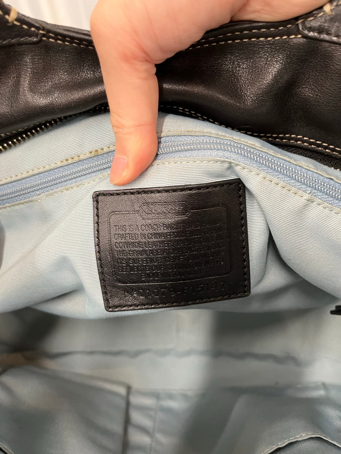 Coach Black Square Shoulder Bag 상품이미지10