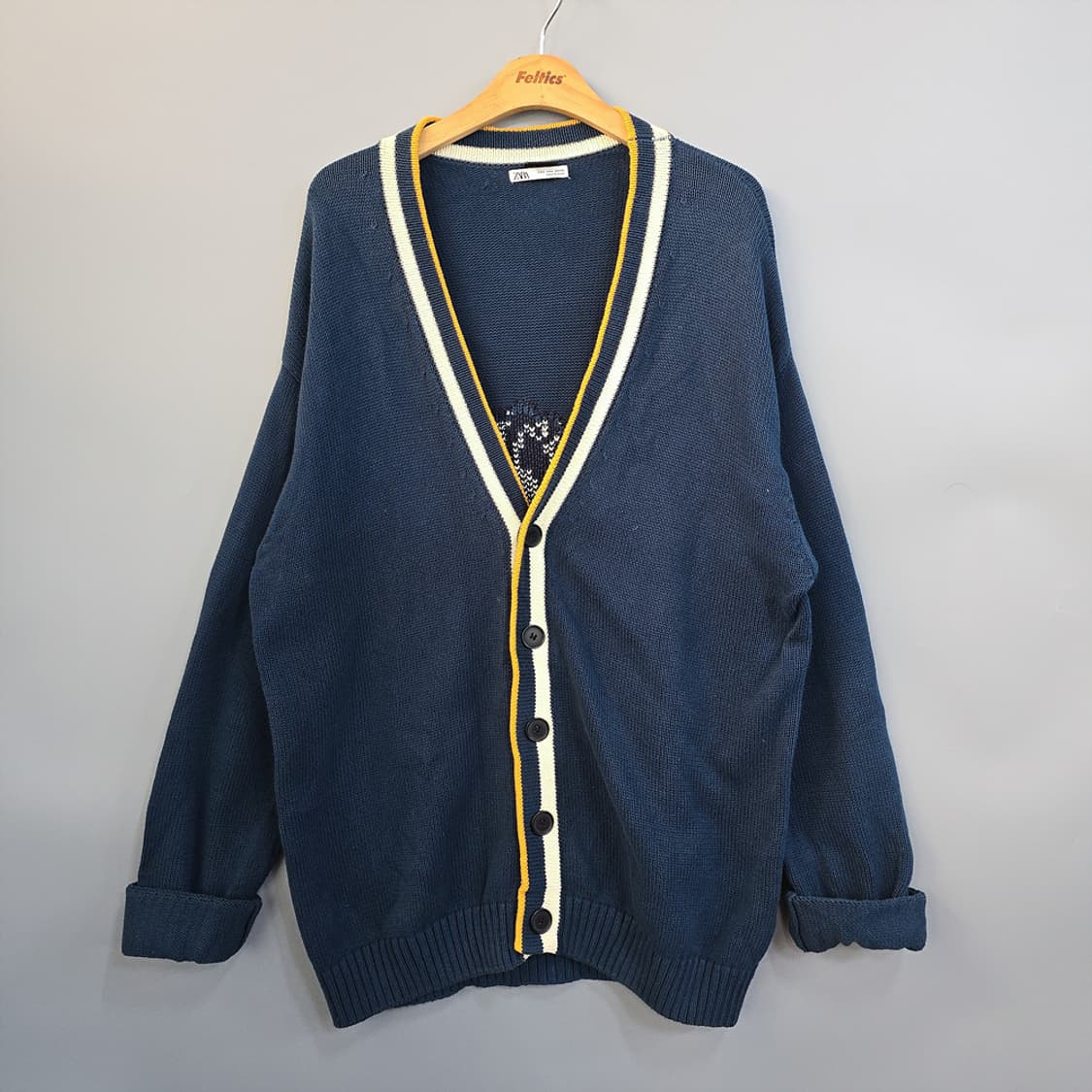 자라(ZARA) 디즈니 미키 니트 가디건 네이비 L 상품이미지1