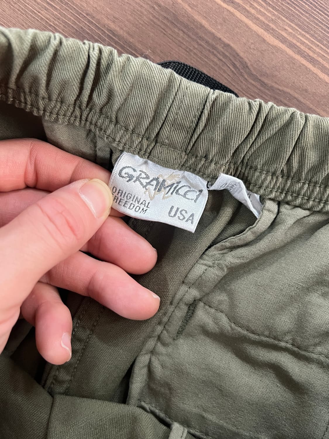 Gramicci 그라미치 루즈 테이퍼드 카키 팬츠 상품이미지7