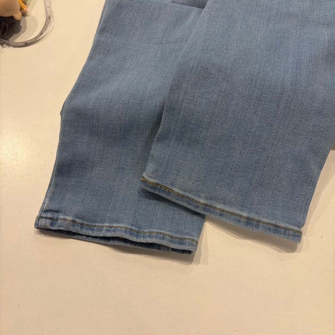 [30] 리바이스 724 하이라이즈 슬림 스트레이트 데님 팬츠 D733 상품이미지6