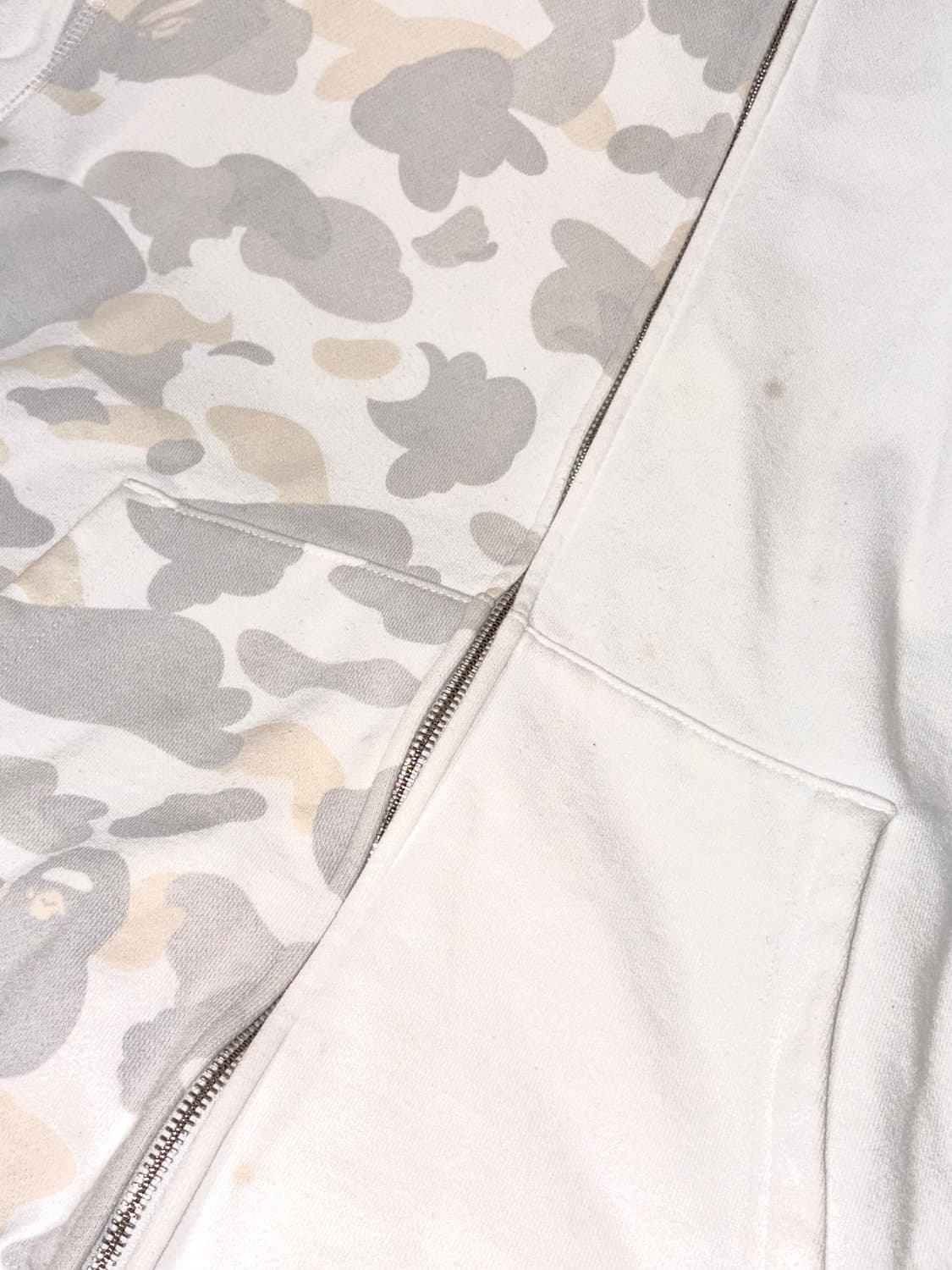 베이프 시티 카모 하프 샤크 풀 후드집업 화이트 상품이미지5