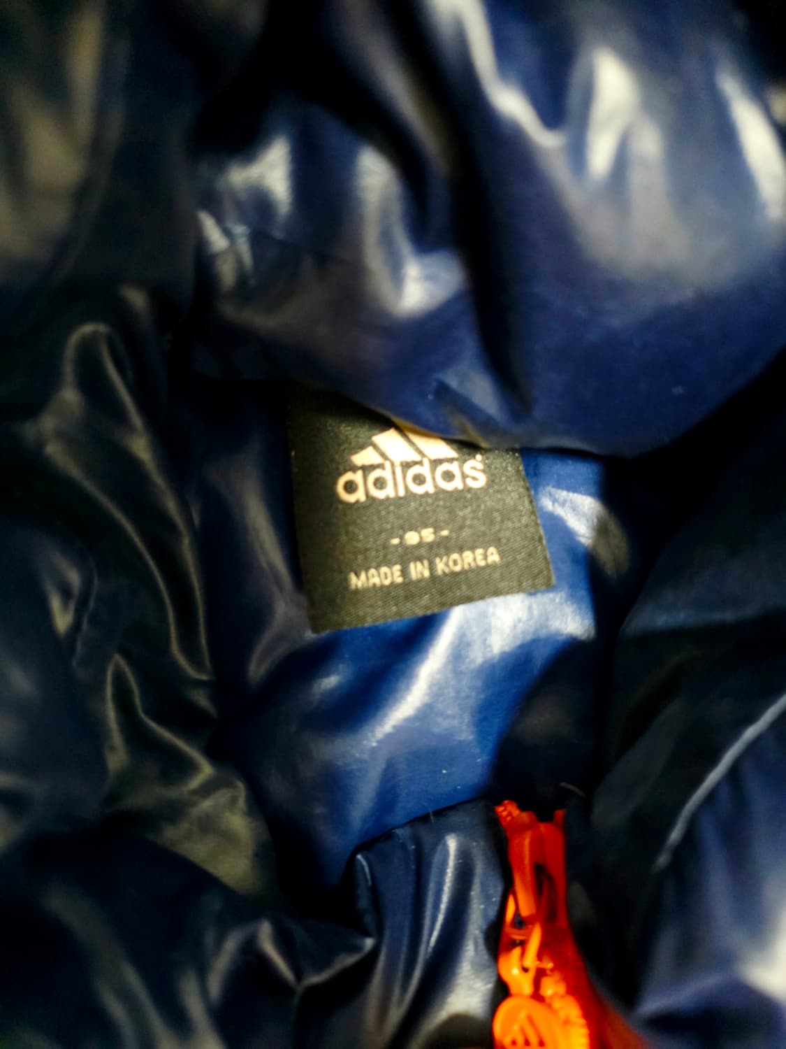 [아디다스] Y2K 유광 네이비 오렌지 배색 발열 구스다운 후드 패딩 9 상품이미지4
