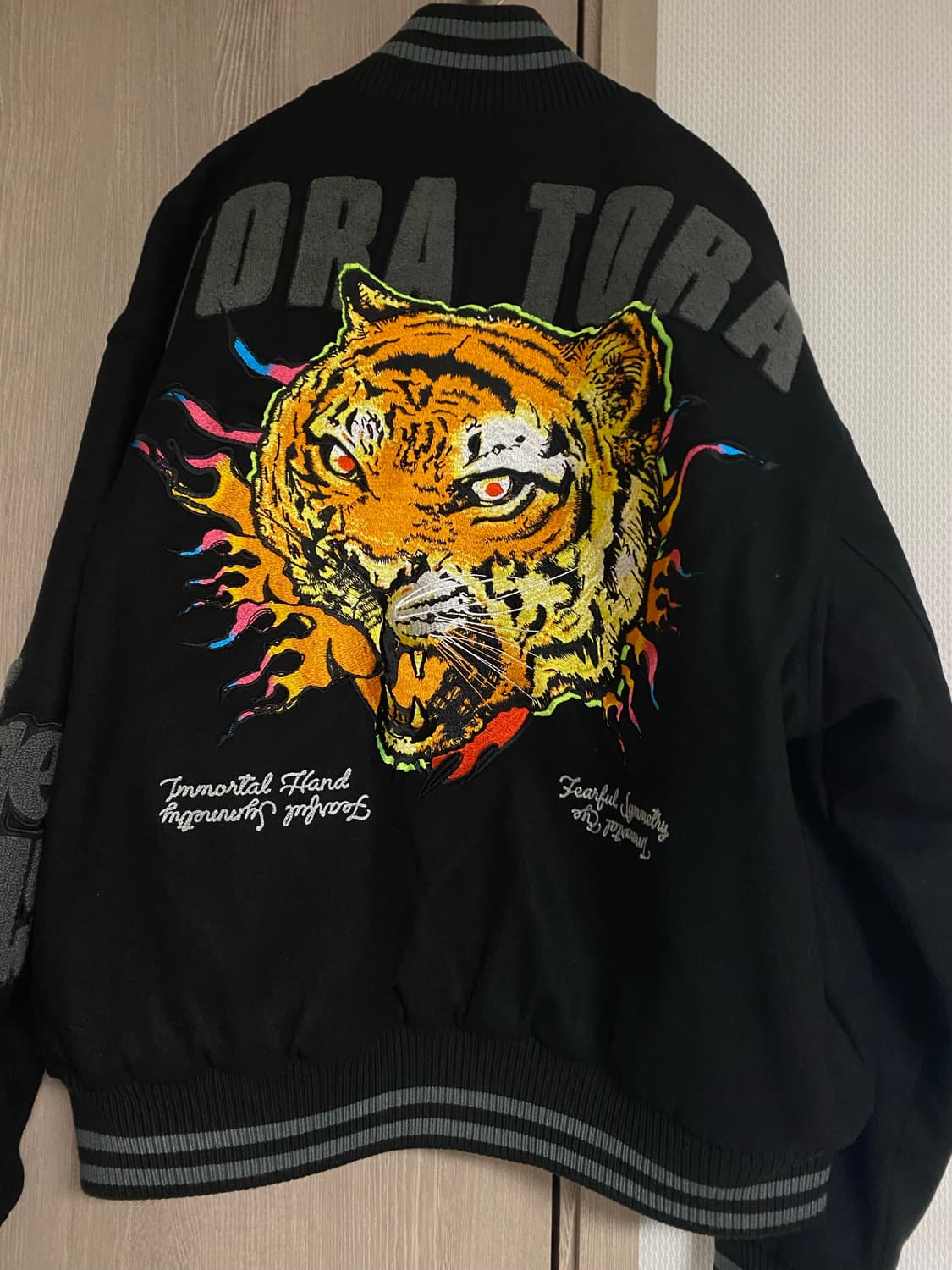 [L]팔라스 토라토라 바시티 자켓 블랙 상품이미지2