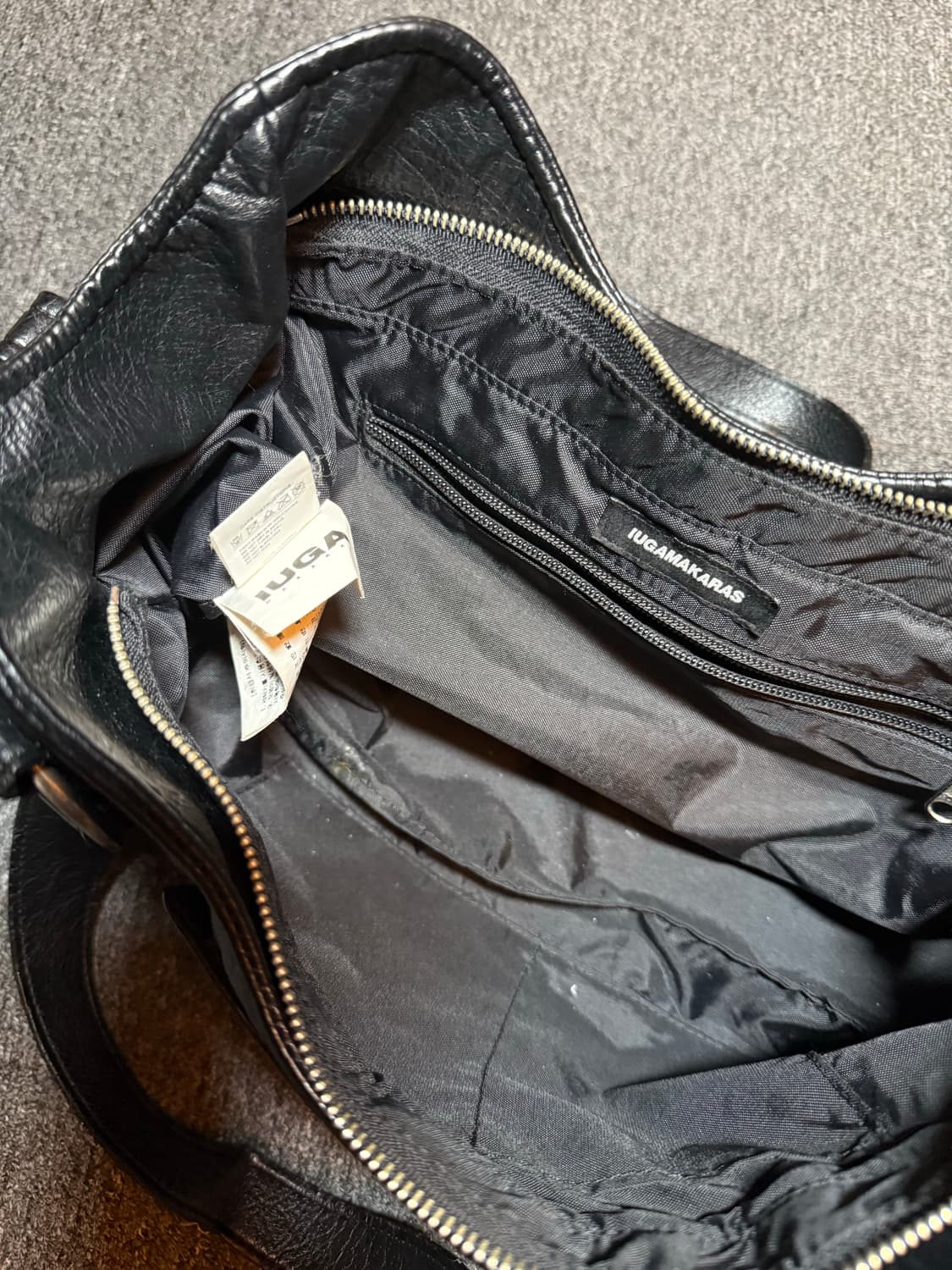 이우가마카라스 스터드레더 숄더백 / 블랙 상품이미지9