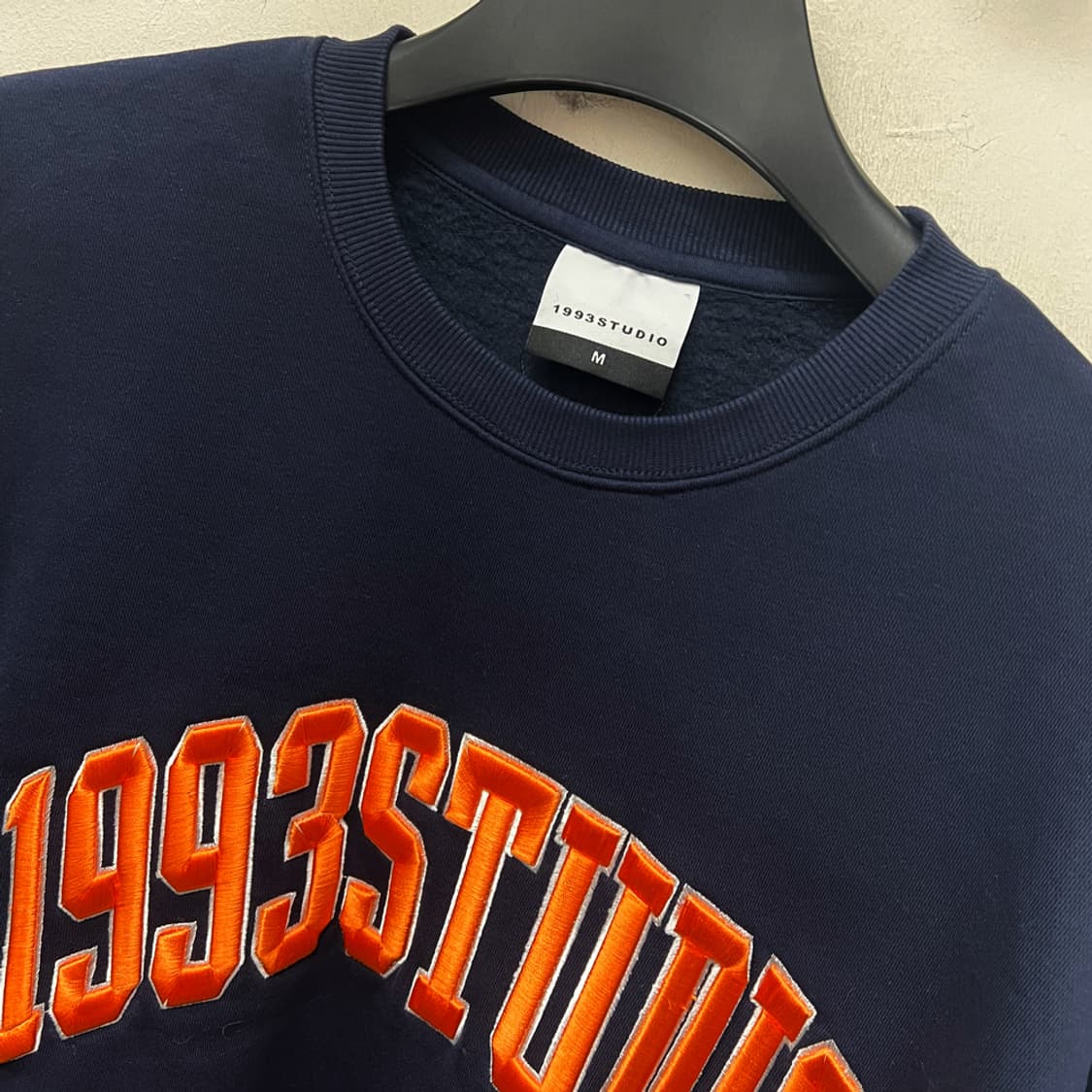 1993스튜디오 아치 로고 오버핏 맨투맨 L 상품이미지3