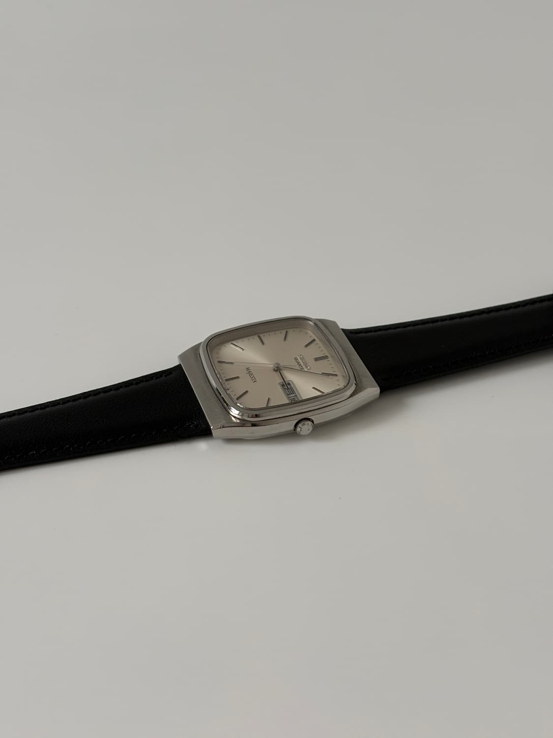 1980s Majesta Champagne Silver Quartz 상품이미지5