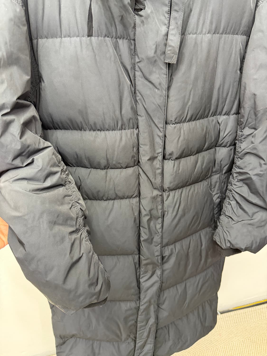 정품) 타임 한섬 여성 블랙 후드 패딩 82F 상품이미지4