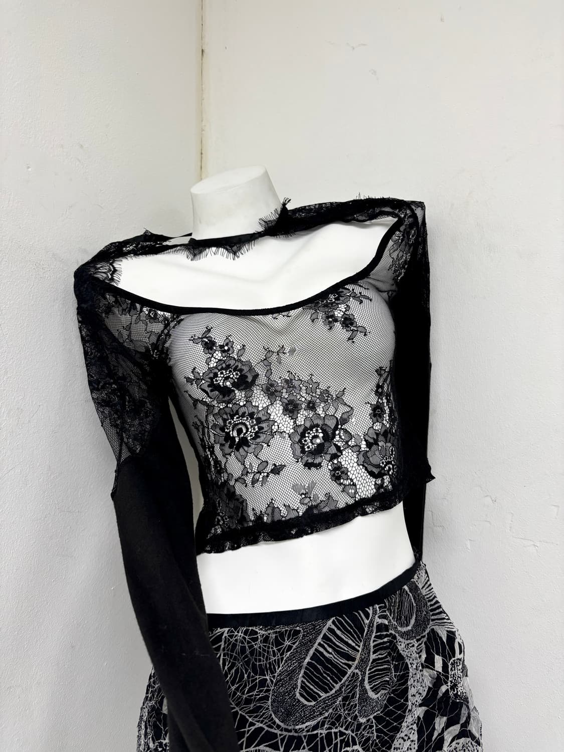 Oriental Mood See-through Crop Top& Or 상품이미지2