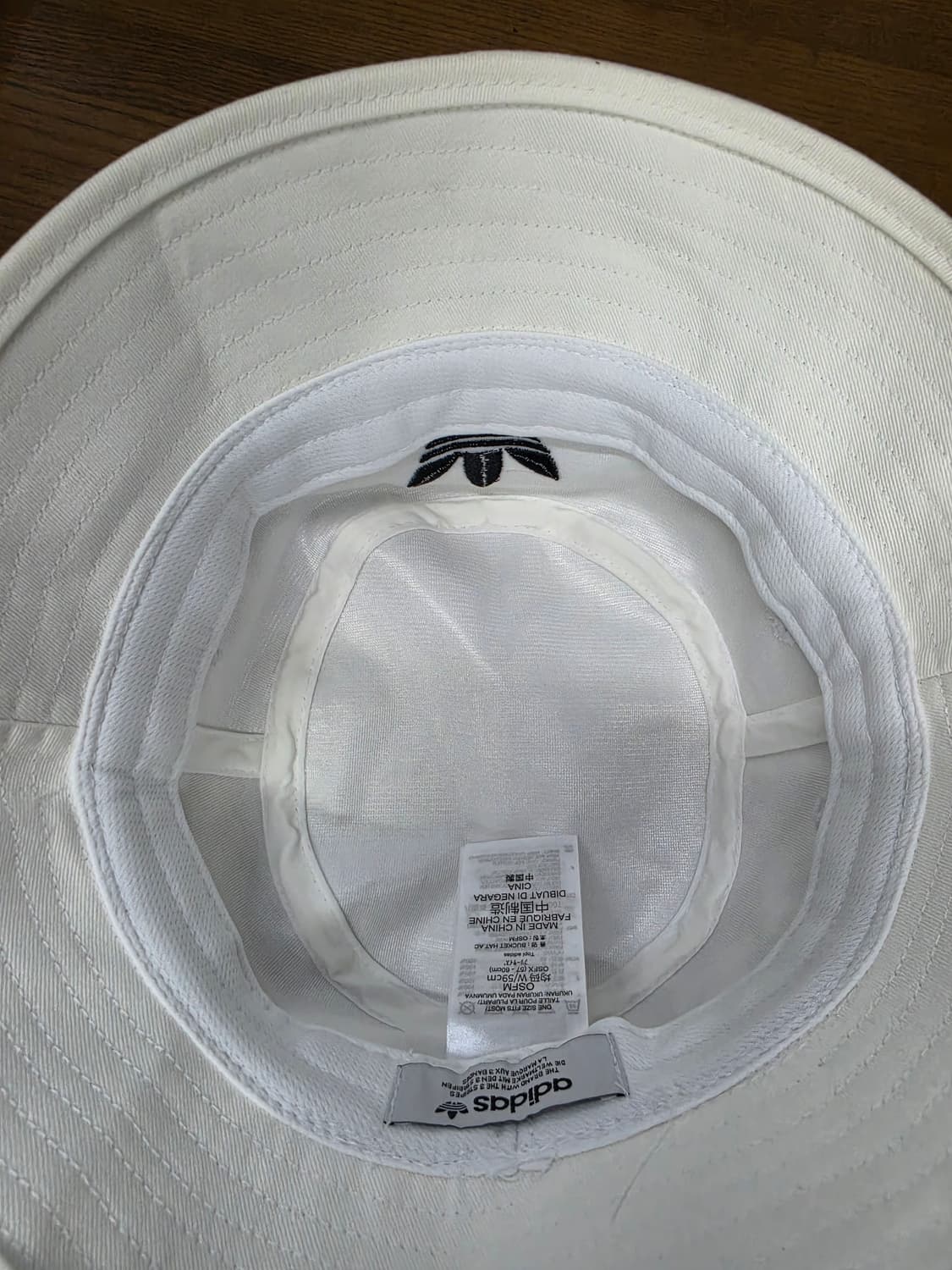 아디다스 화이트 버킷햇 상품이미지3