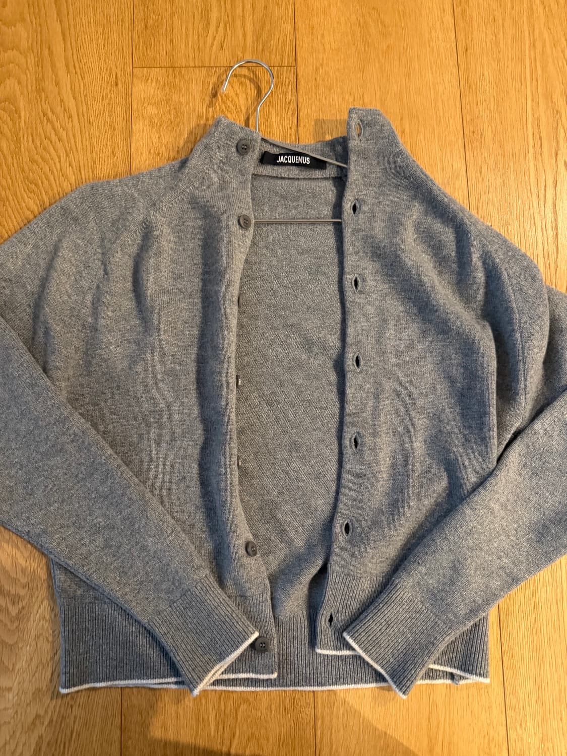 Jacquemus 캐시미어 가디건 상품이미지1