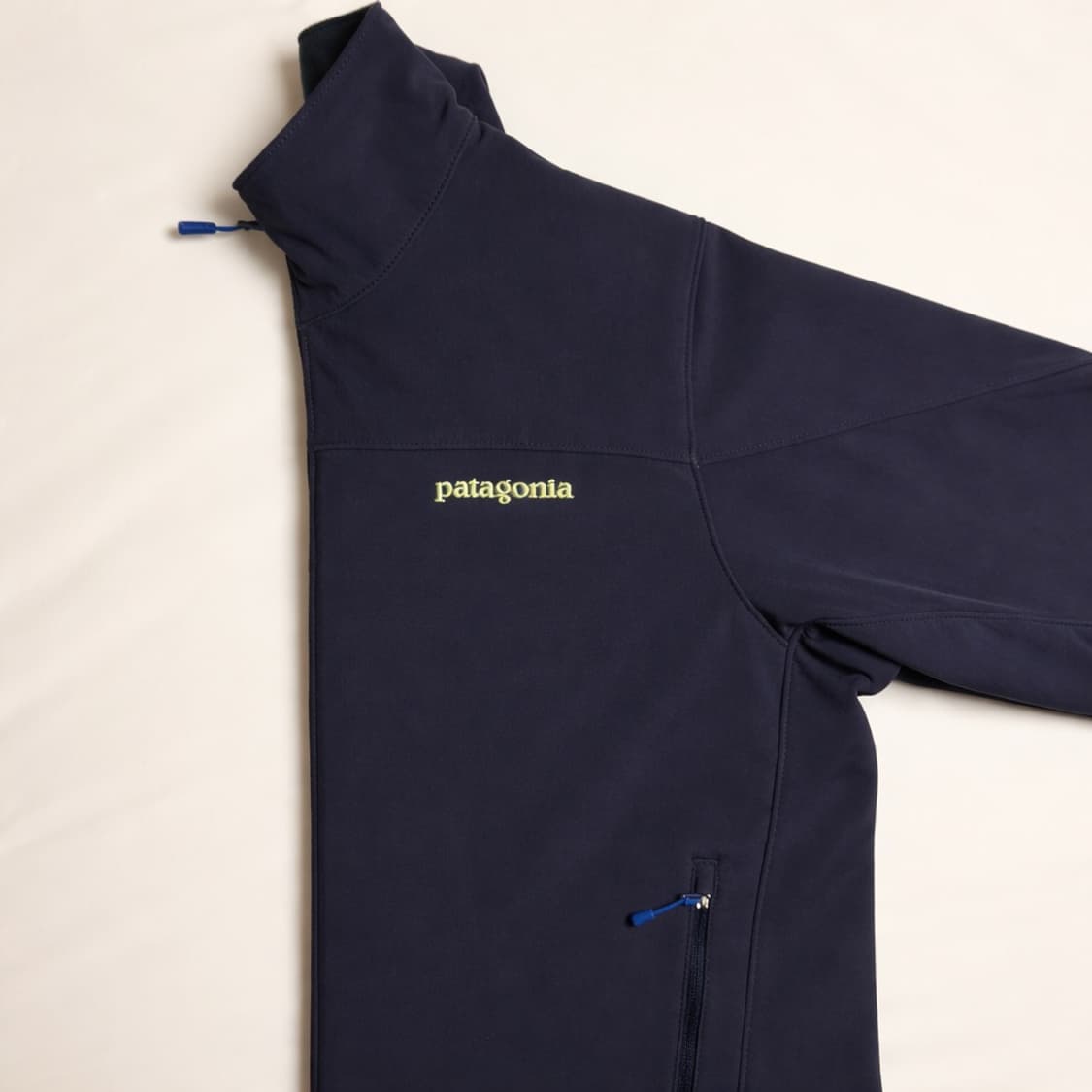 파타고니아 adze 소프트 쉘 자켓 상품이미지1
