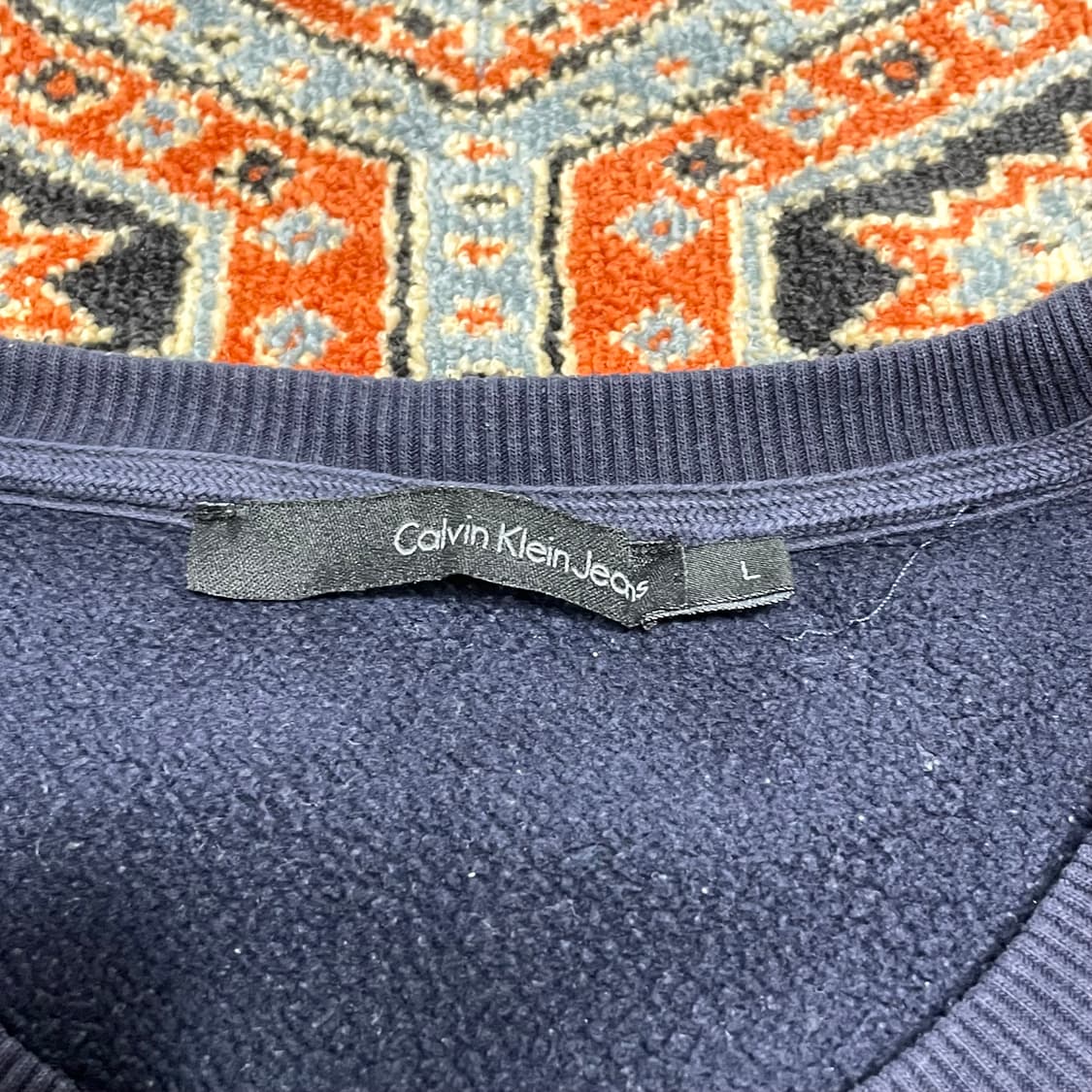 캘빈클라인진스 스펠로고 네이비 기모 맨투맨 남성L 상품이미지3