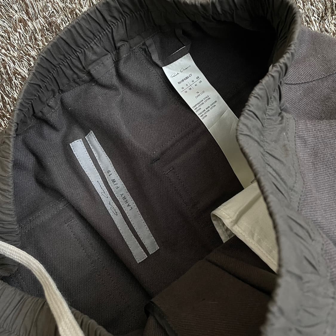 릭오웬스 Rick Owens 다크 더스트 드롭 크로치 카고 팬츠 50 상품이미지3