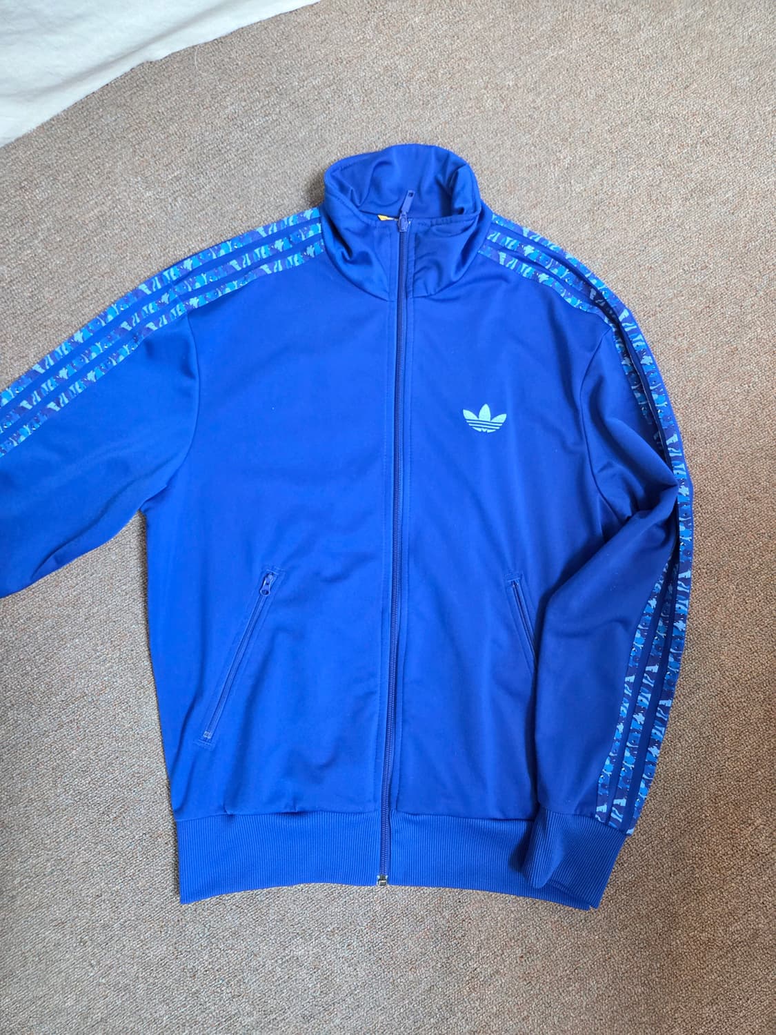 아디다스 오리지날 파이어버드 시티 카모 트랙탑 블루 100 L 상품이미지5