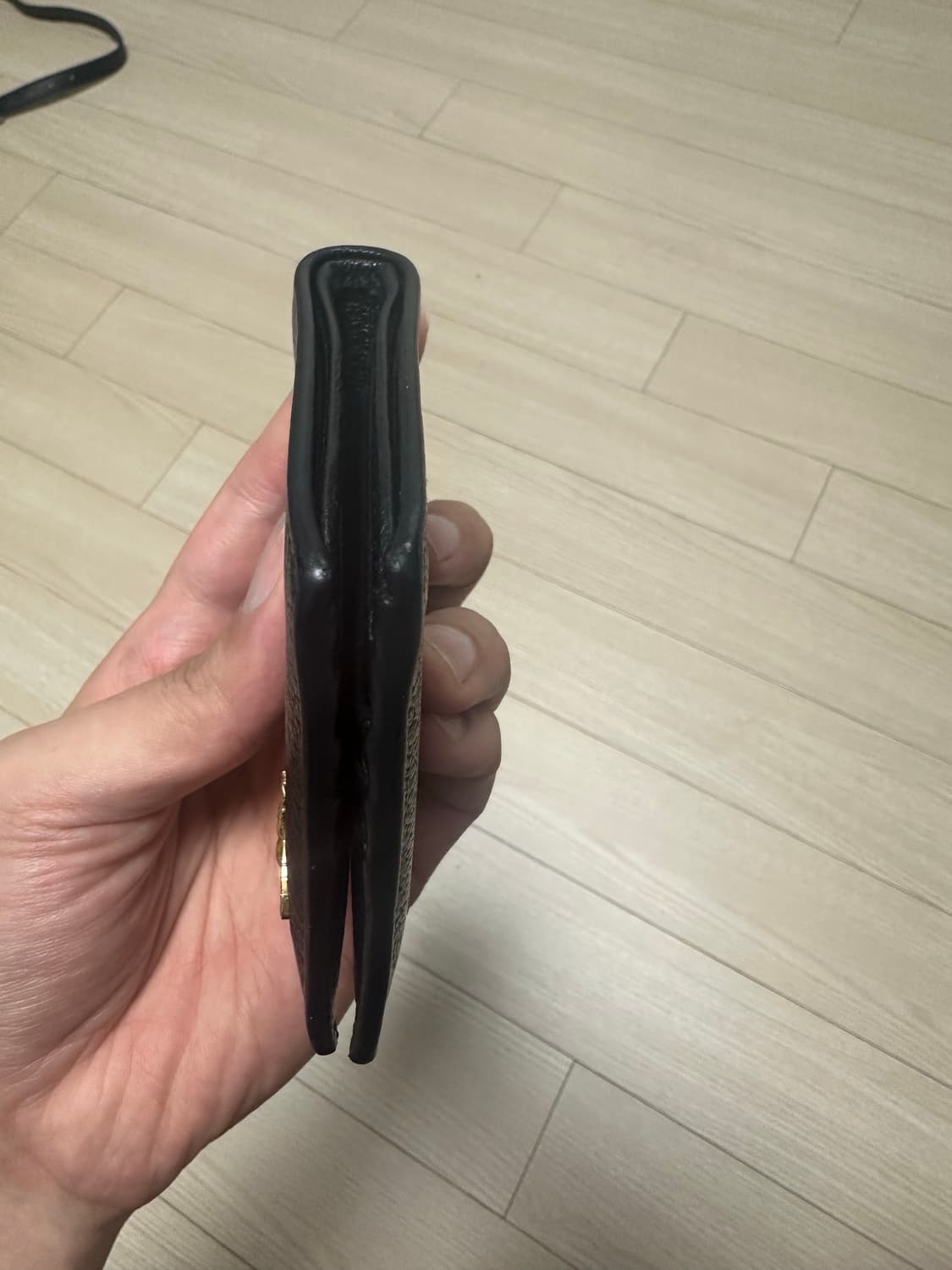 구찌 에니멀리에 꿀벌 반지갑 블랙 상품이미지4