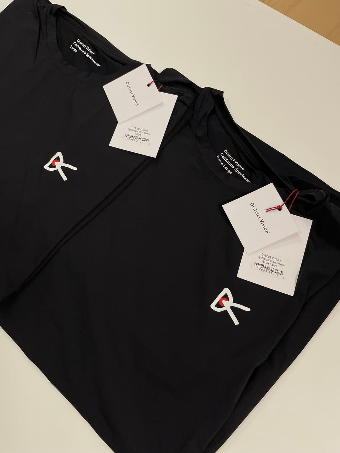 [L,XL]디스트릭트비전 라이트웨이트 티셔츠 블랙 새상품 판매 상품이미지5