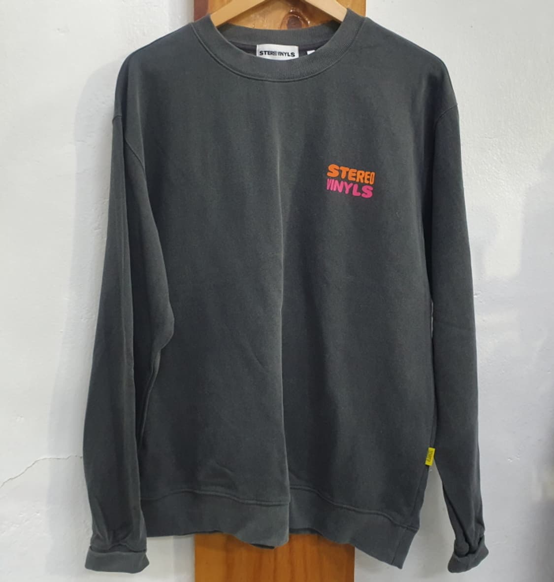 스테레오 바이닐즈 오버핏 겨울맨투맨(100) 상품이미지1