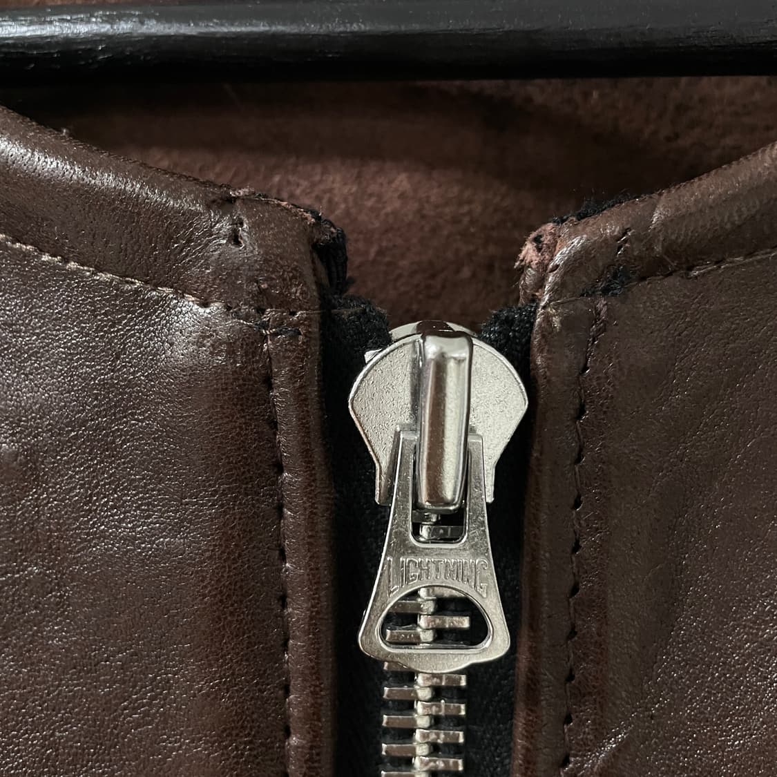 루이스레더 브라운 레더 베스트 - 상품이미지5