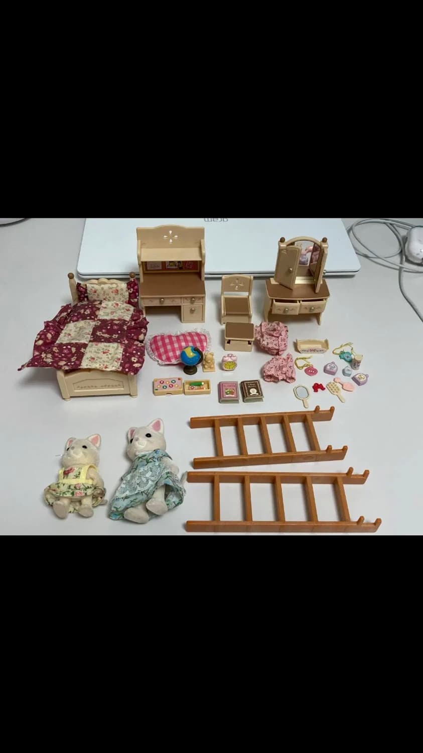 실바니안 올드 고전 3층집 (sister’s bedroom set) 상품이미지1