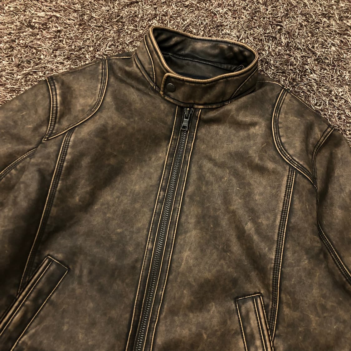 버커루 레더 워싱 봄버 블루종 자켓 상품이미지2