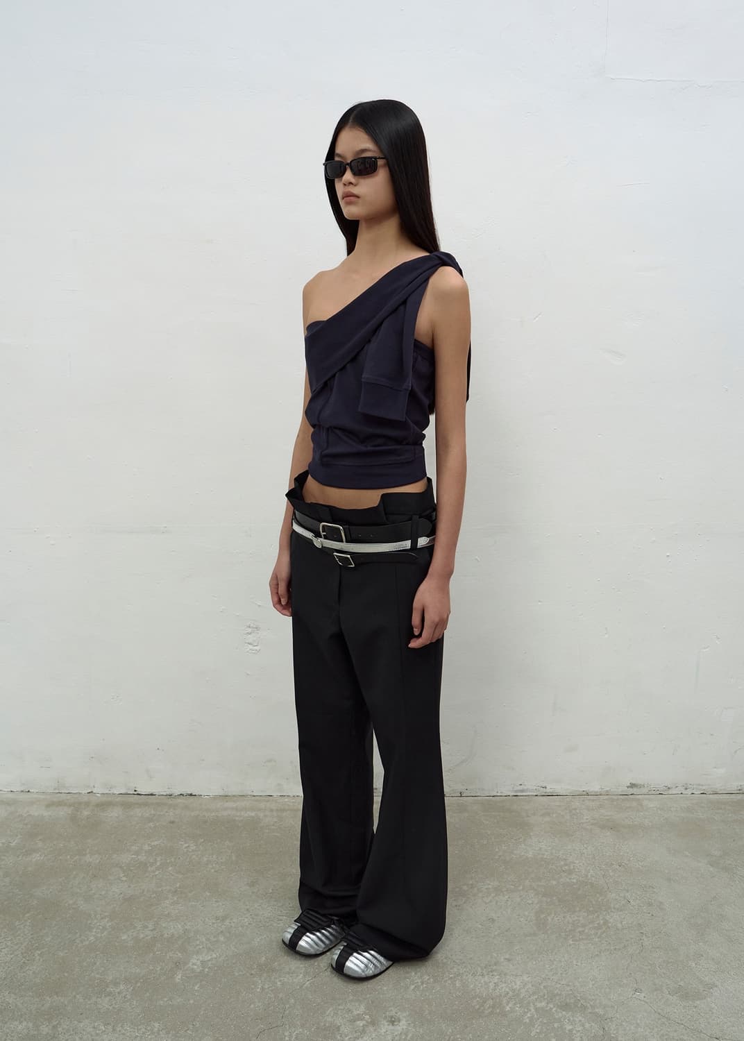 LCDC PLEATS DETAIL FLARED TROUSER 상품이미지2