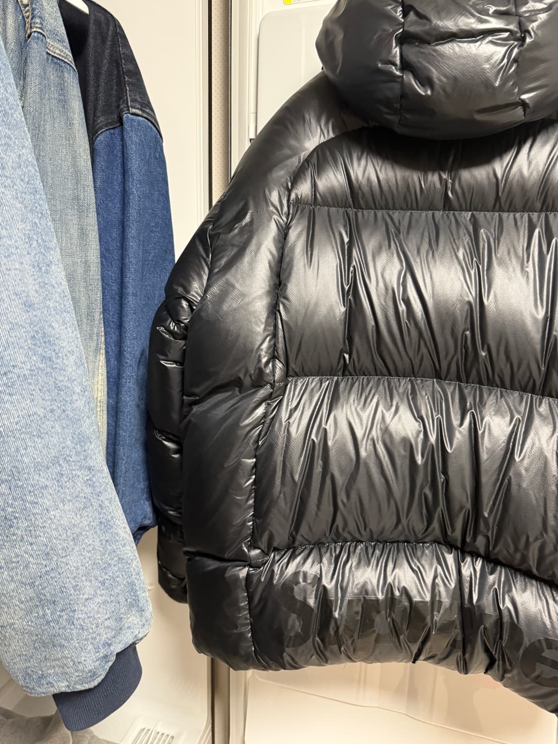 슈프림 23fw 페더웨이트 패딩 xl 상품이미지5