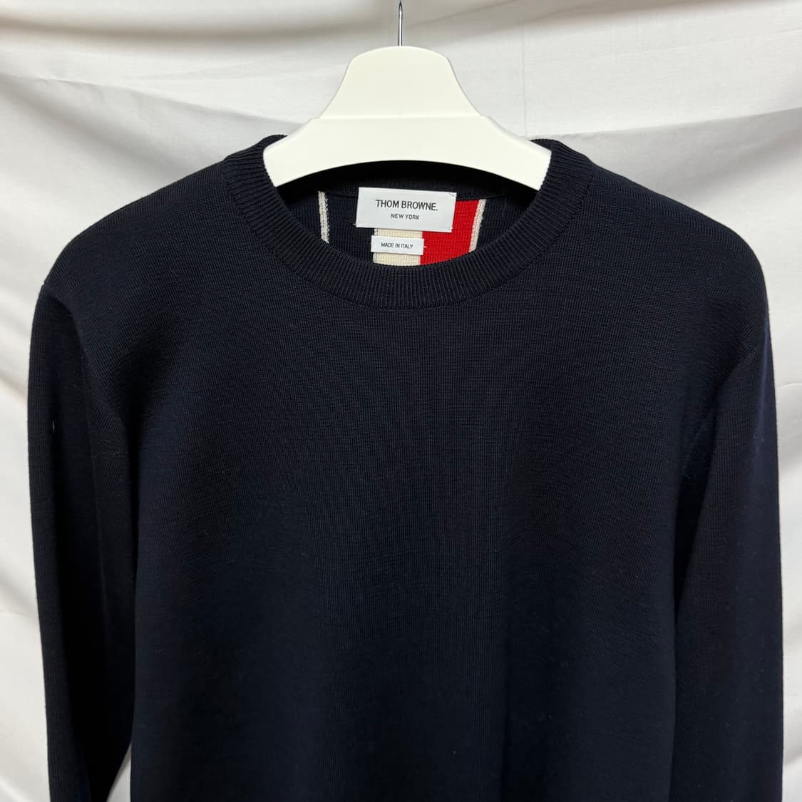 [S+급/3] 톰브라운 밀라노스티치 백삼선 니트 백화점판 상품이미지4